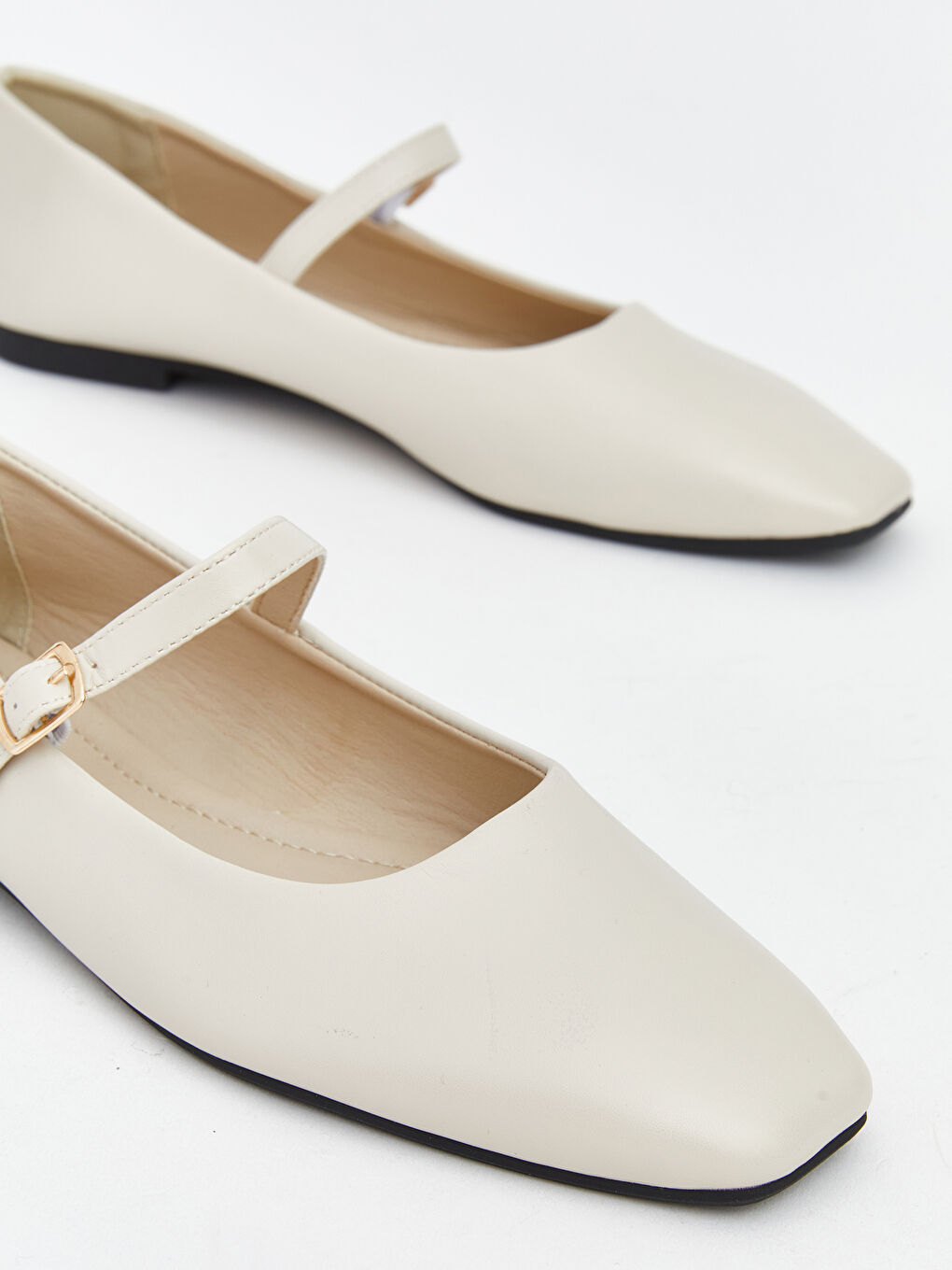 Square-toe faux leather ballet flats.-2
