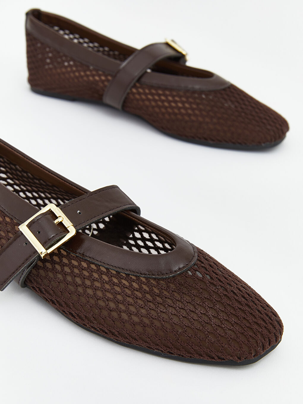 پێڵاوی بالێی وردکاری ژنانە-2