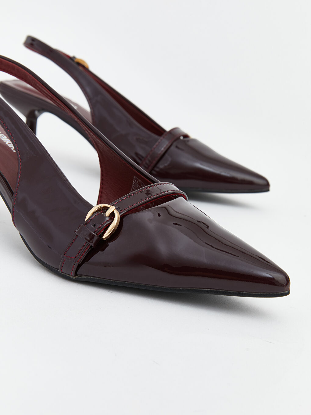 Туфли на высоком каблуке с острым носком для женщин.-2