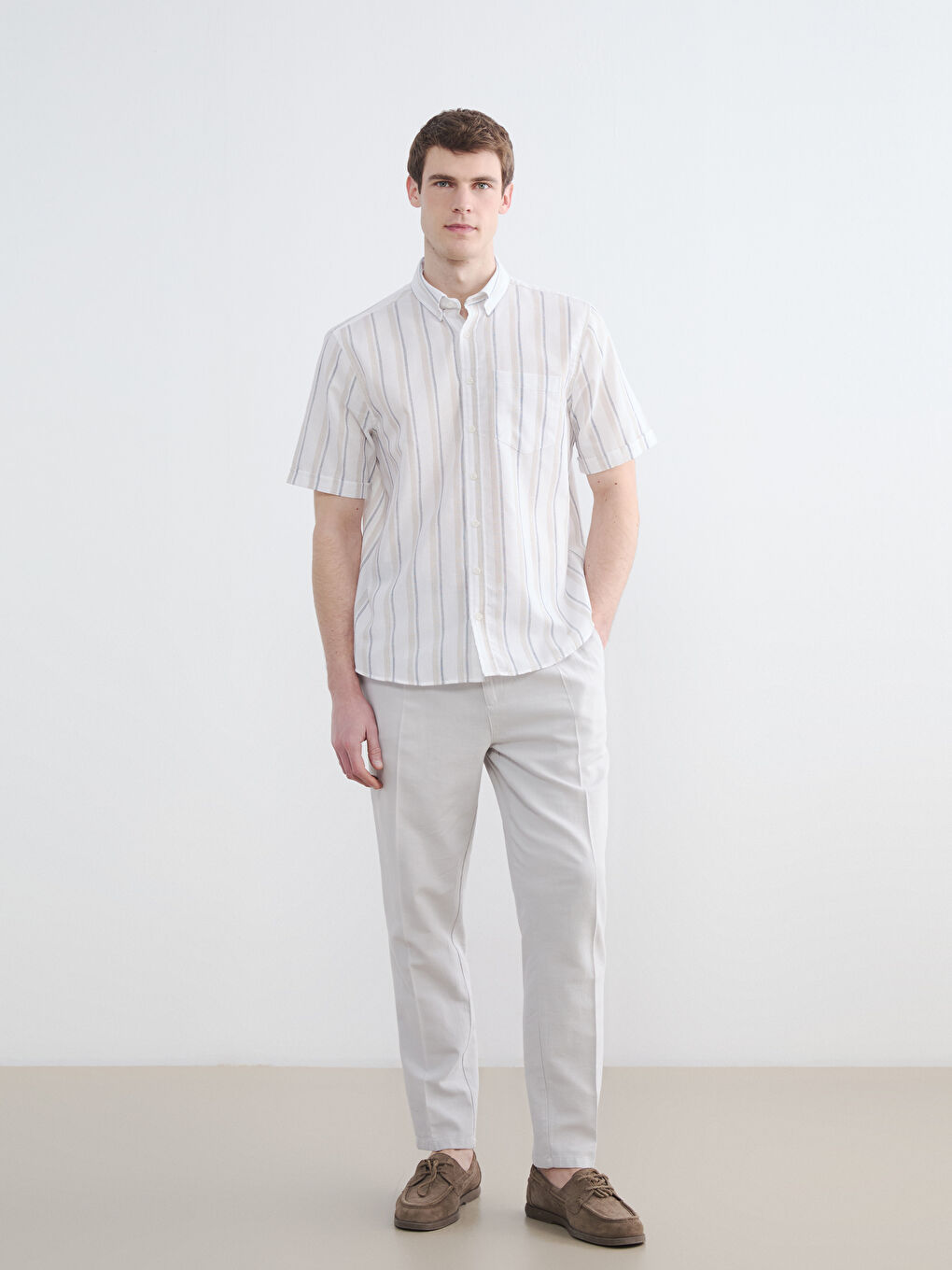 Bej Regular Fit Armürlü Erkek Gömlek-1