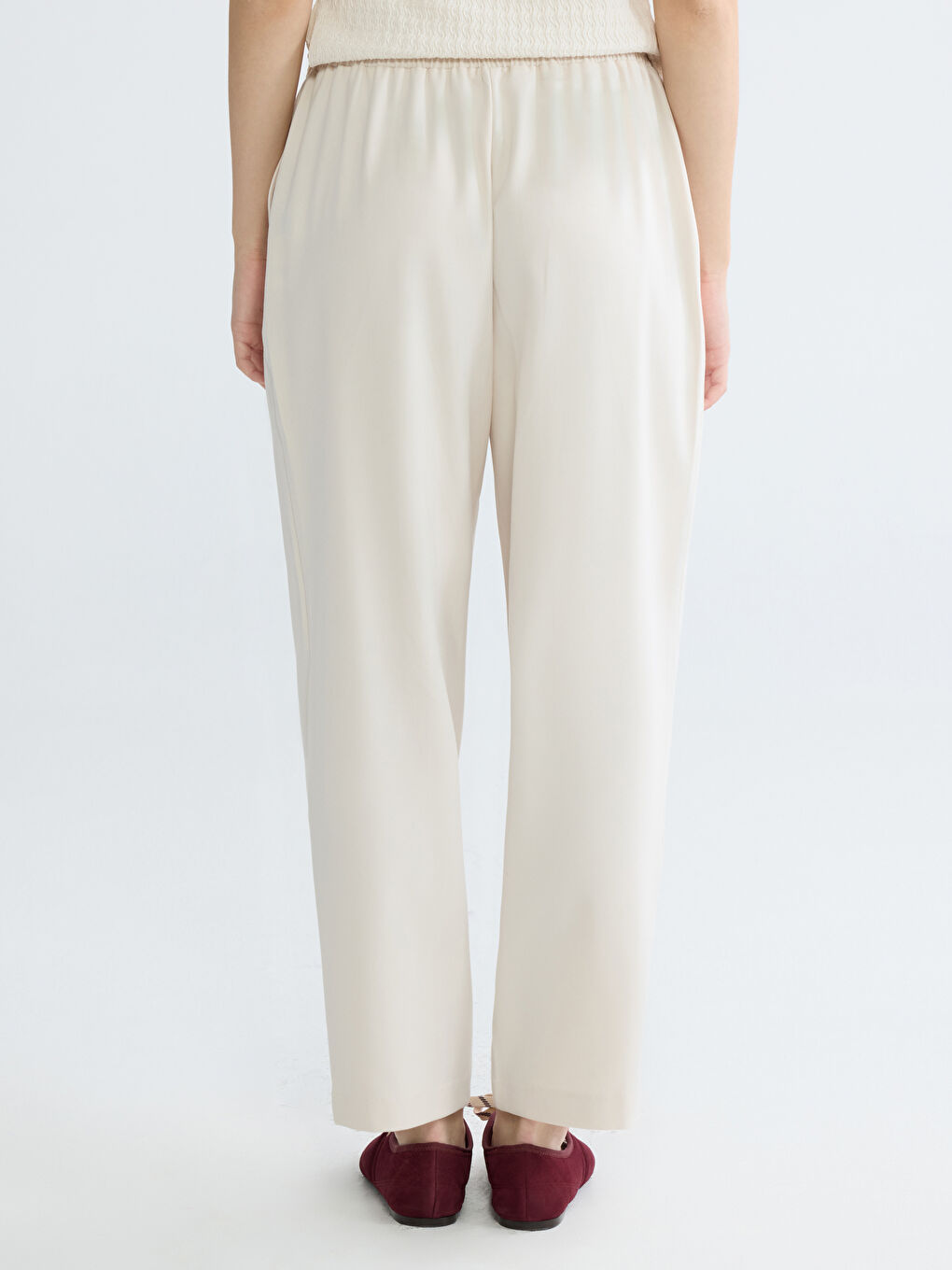 Elastic Waist Carrot Fit Women's Trousers-3