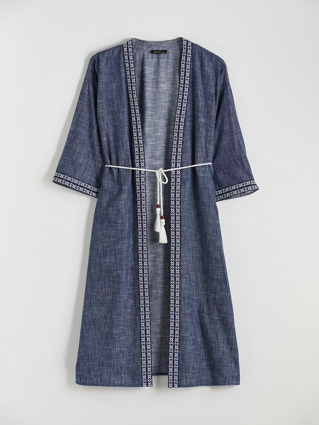 Shawl Collar Embroidered Woman Kimono-4