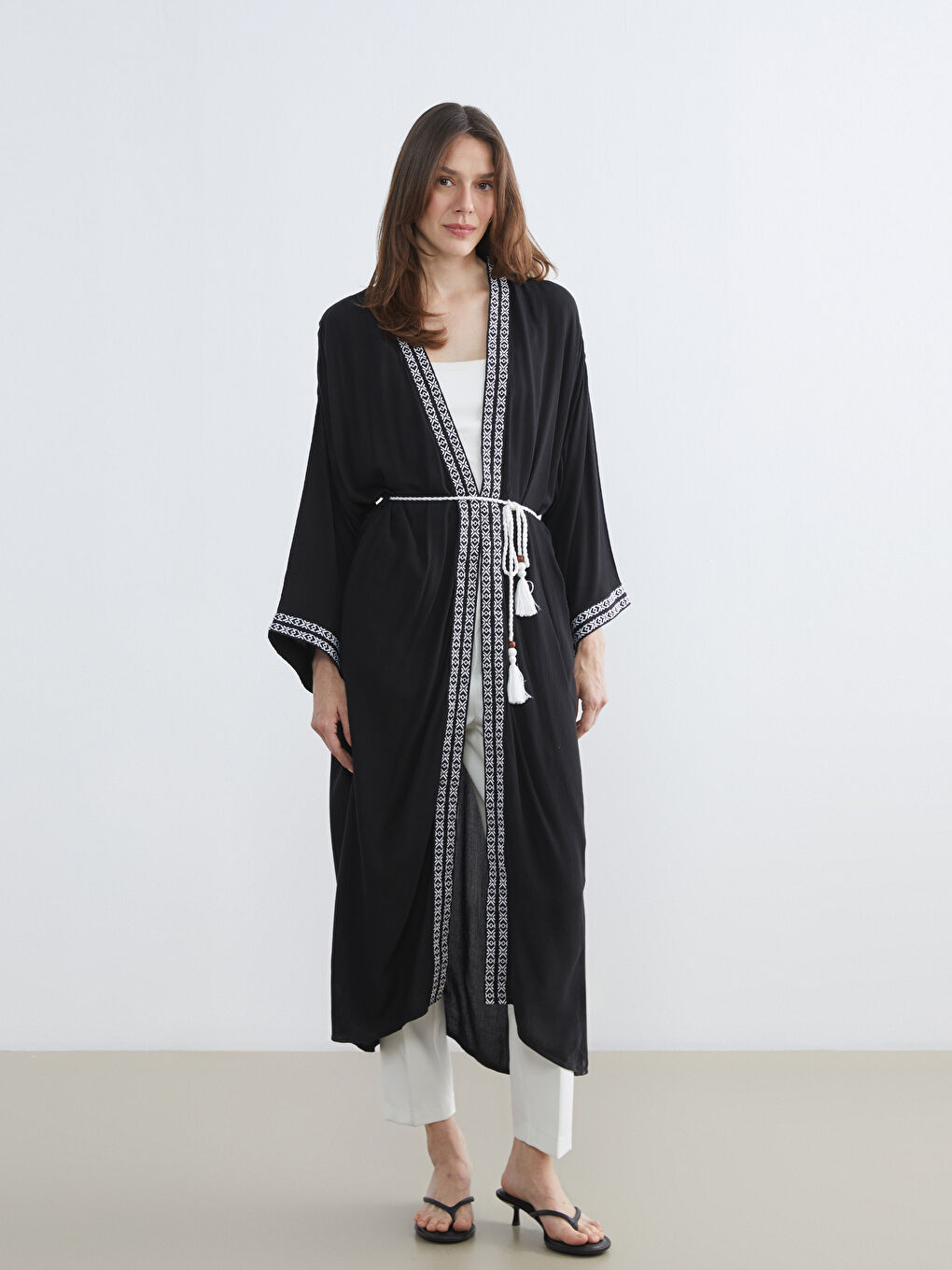 Shawl Collar Embroidered Woman Kimono