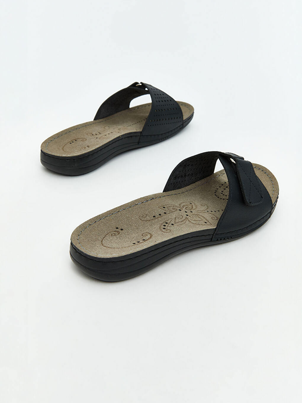 Siyah Fiyonk Görünümlü Kadın Terlik-4