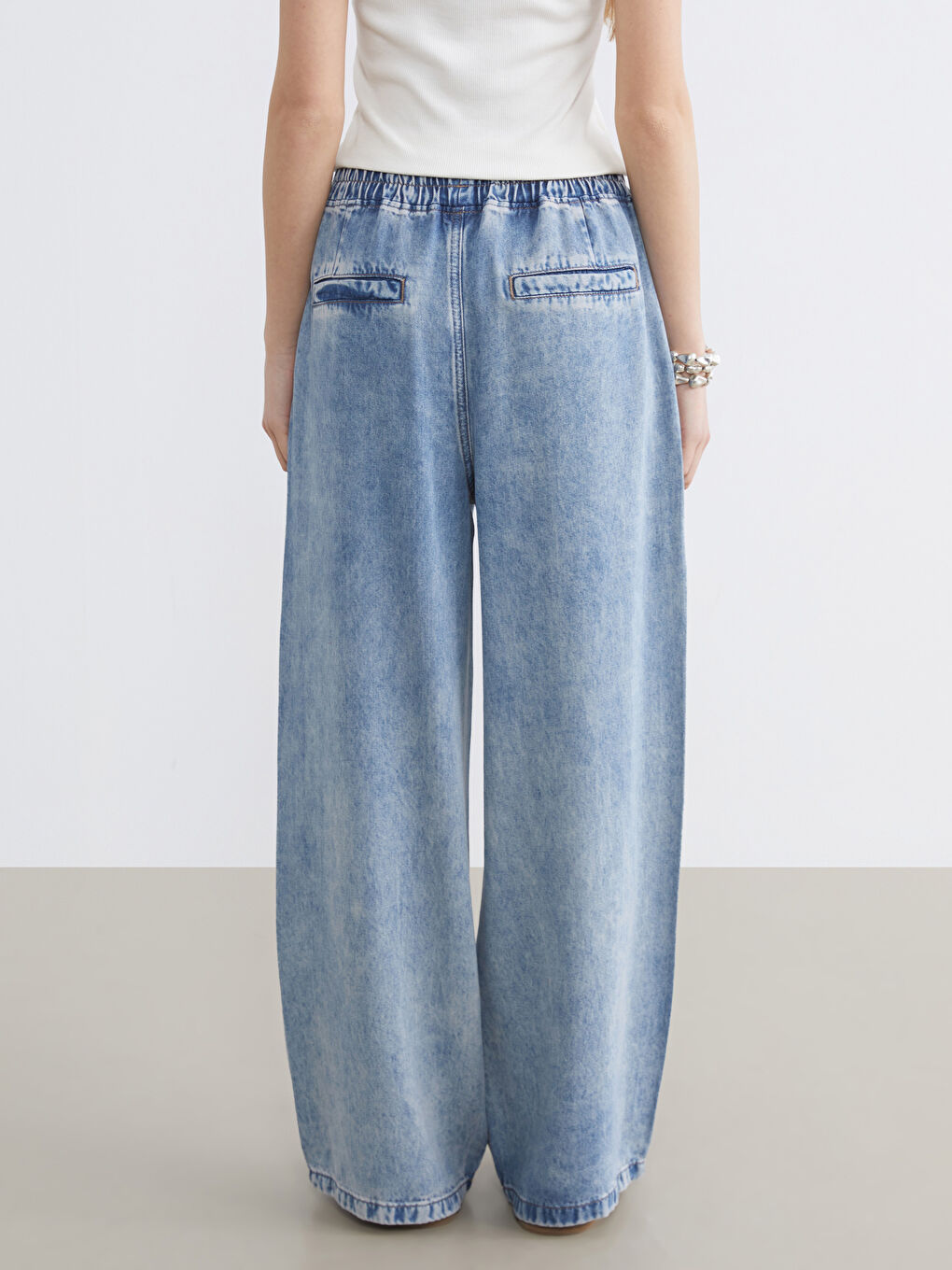 بنطلون جينز واسع الأرجل للسيدات بخصر مطاطي-3