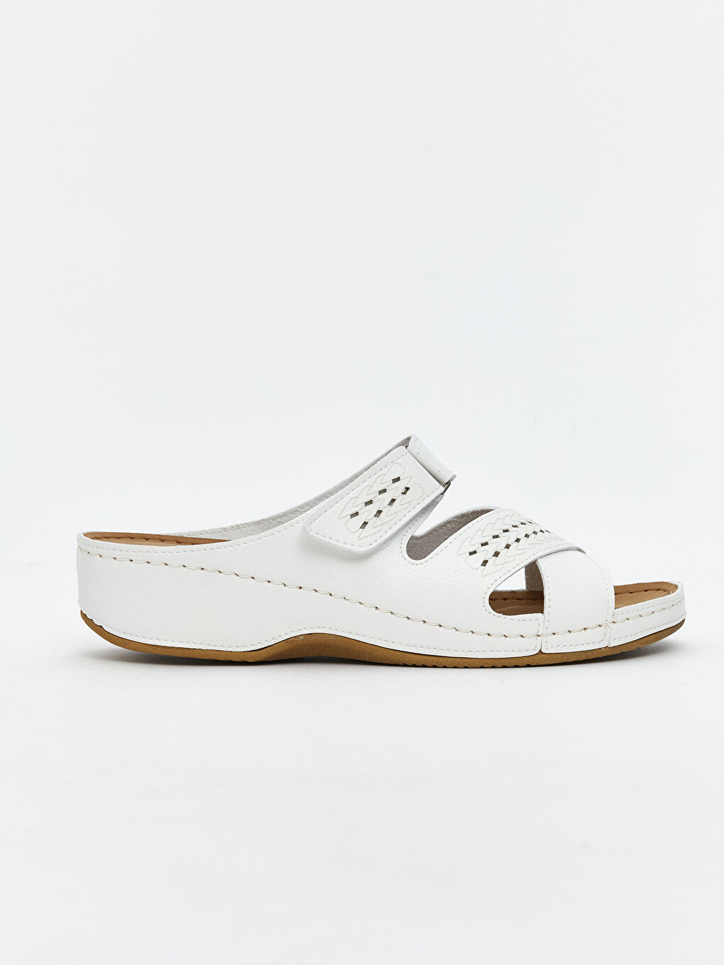 Ekru Deri Görünümlü Kadın Terlik-1