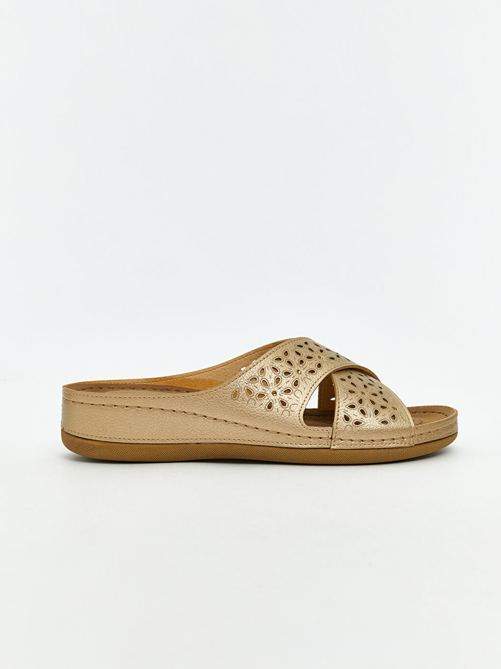 Bej Deri Görünümlü Kadın Terlik-1