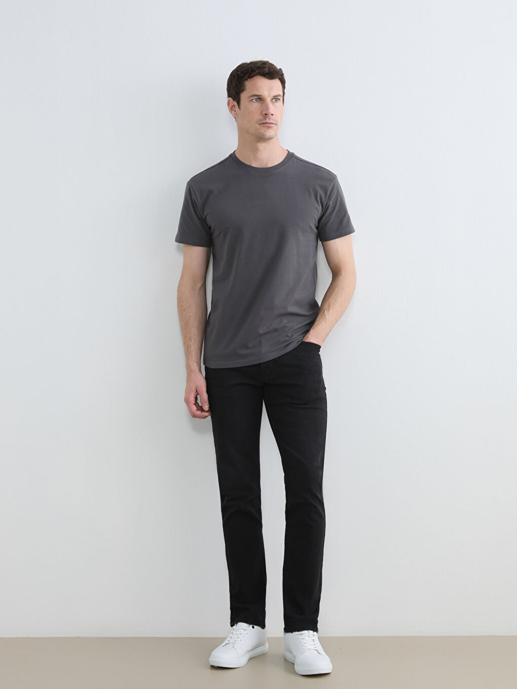 Siyah 750 Slim Fit Erkek Jean Pantolon