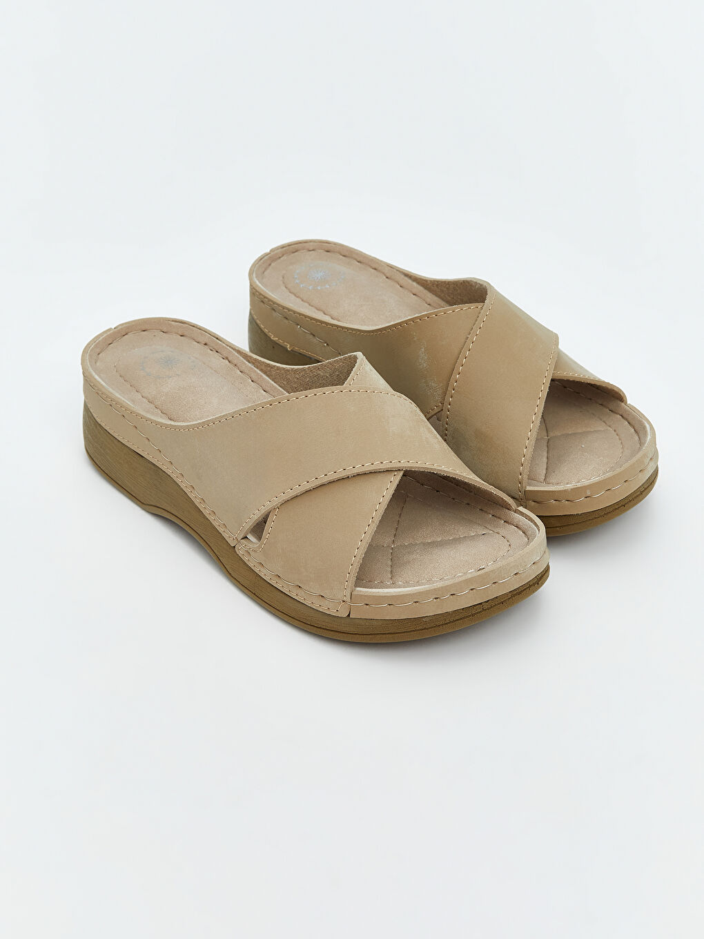 Bej Süet Görünümlü Kadın Terlik