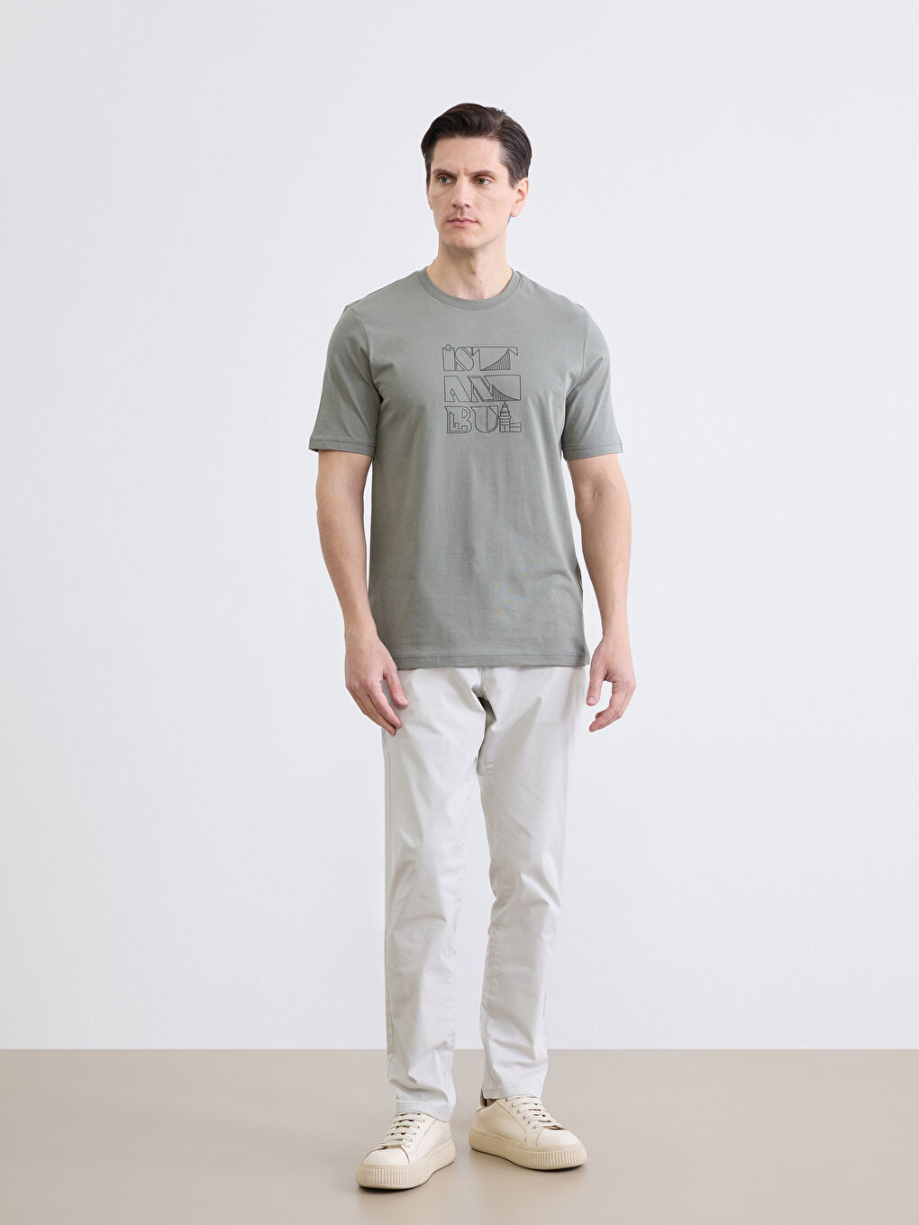 Haki Bisiklet Yaka İstanbul Baskılı Erkek Tişört-1