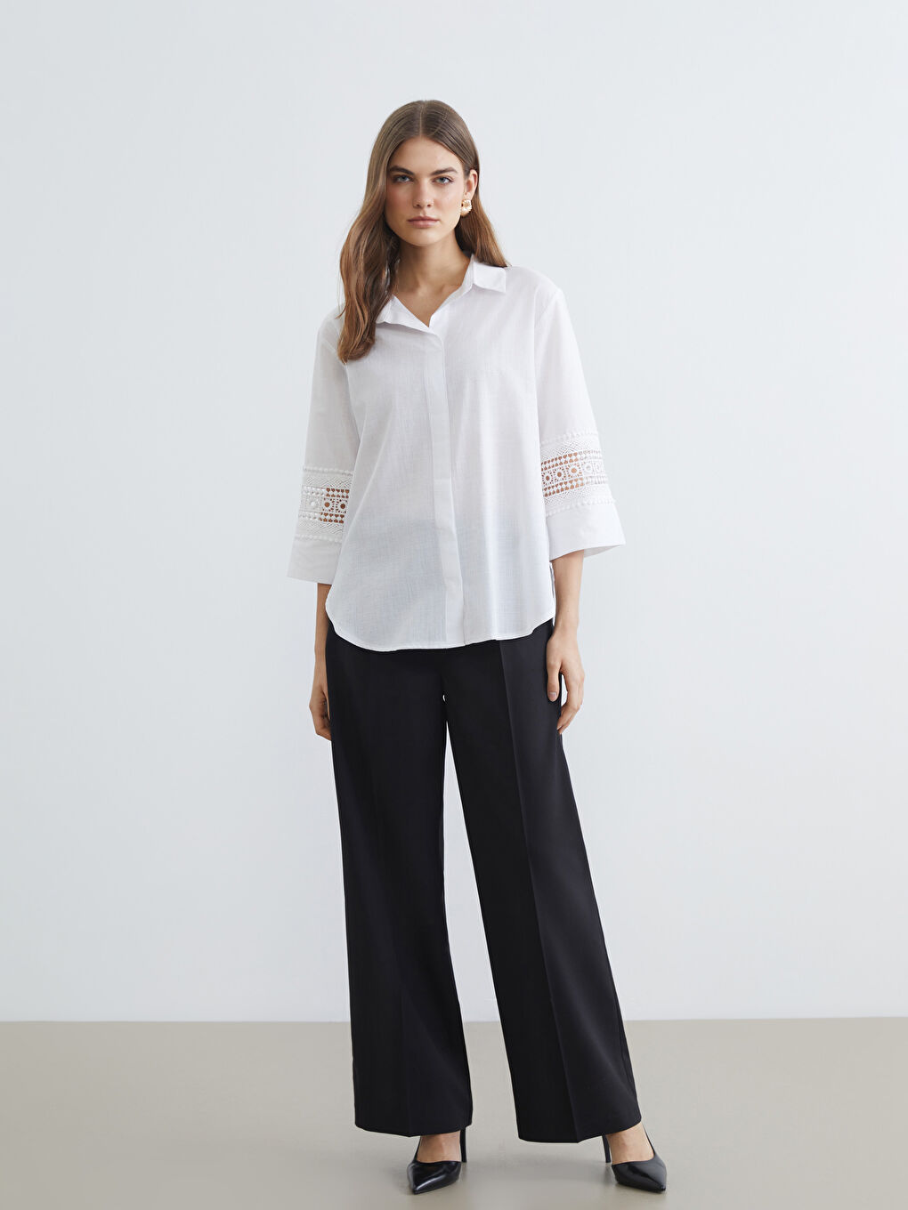 Ekru Dantel Detaylı Oversize Kadın Gömlek-1