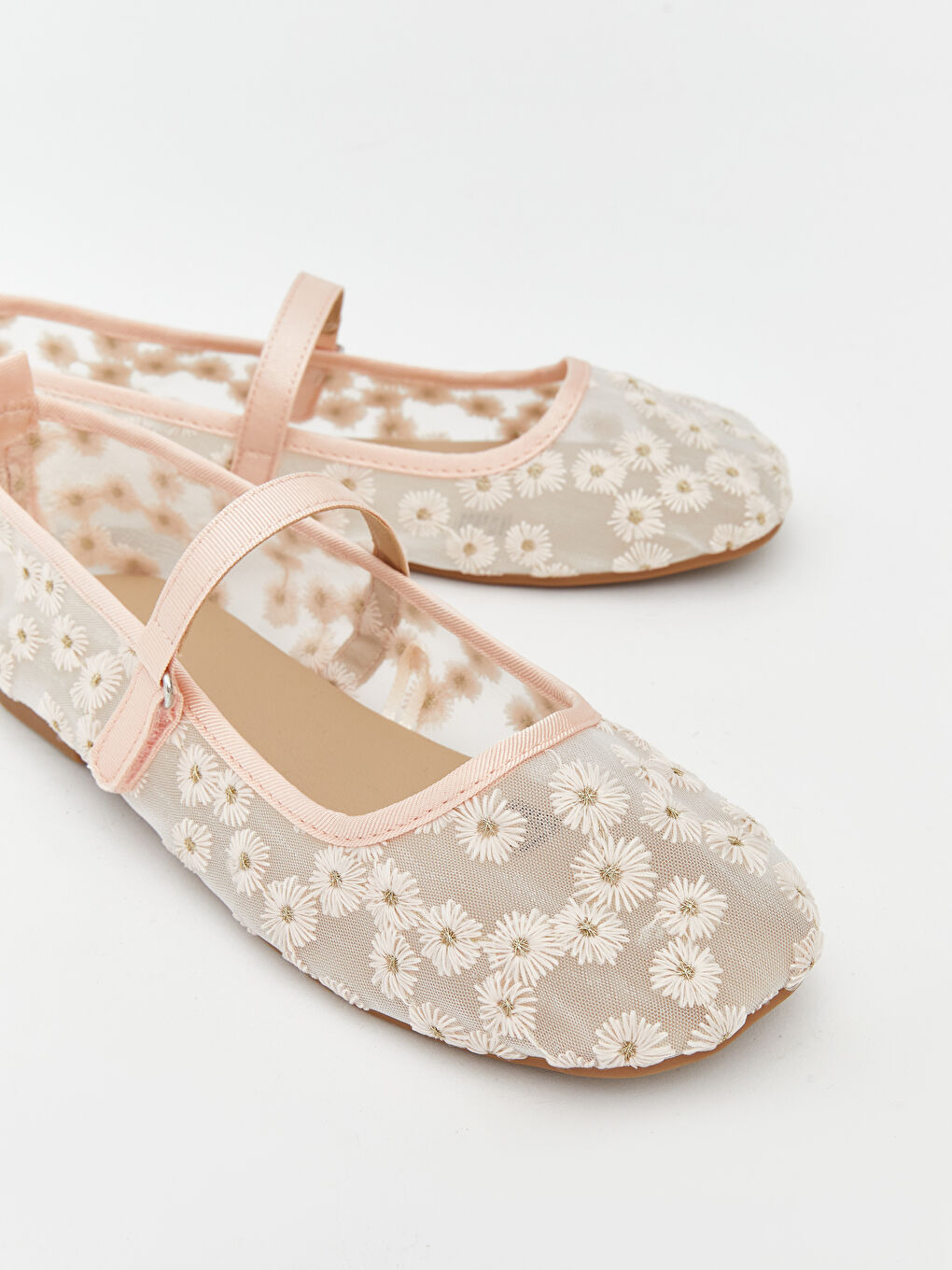 پێڵاوی بالێ په‌مه‌یی کچ-2