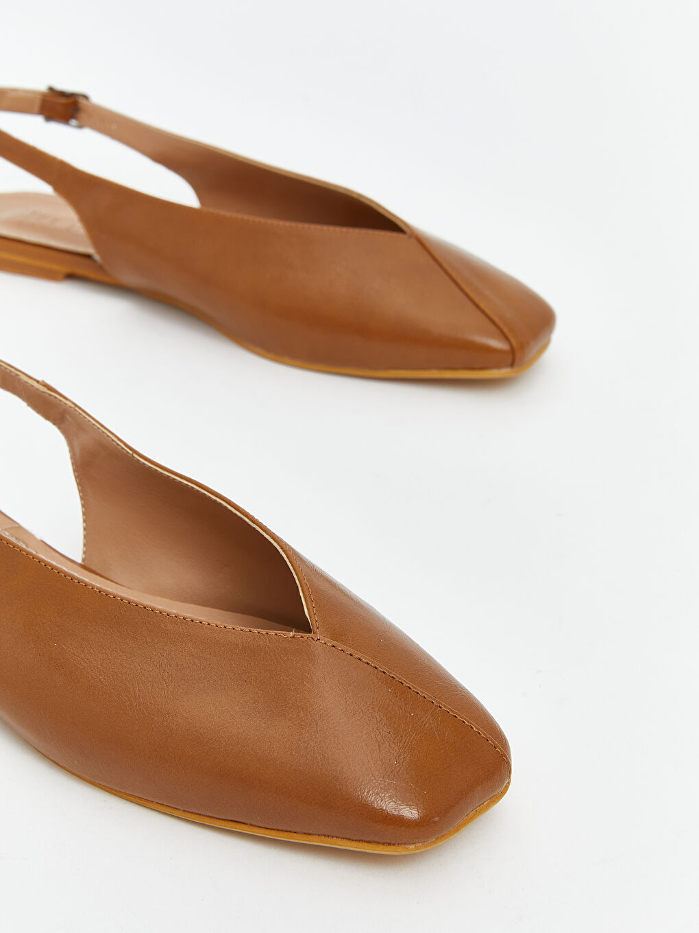 Kahverengi Deri Görünümlü Kadın Babet-2