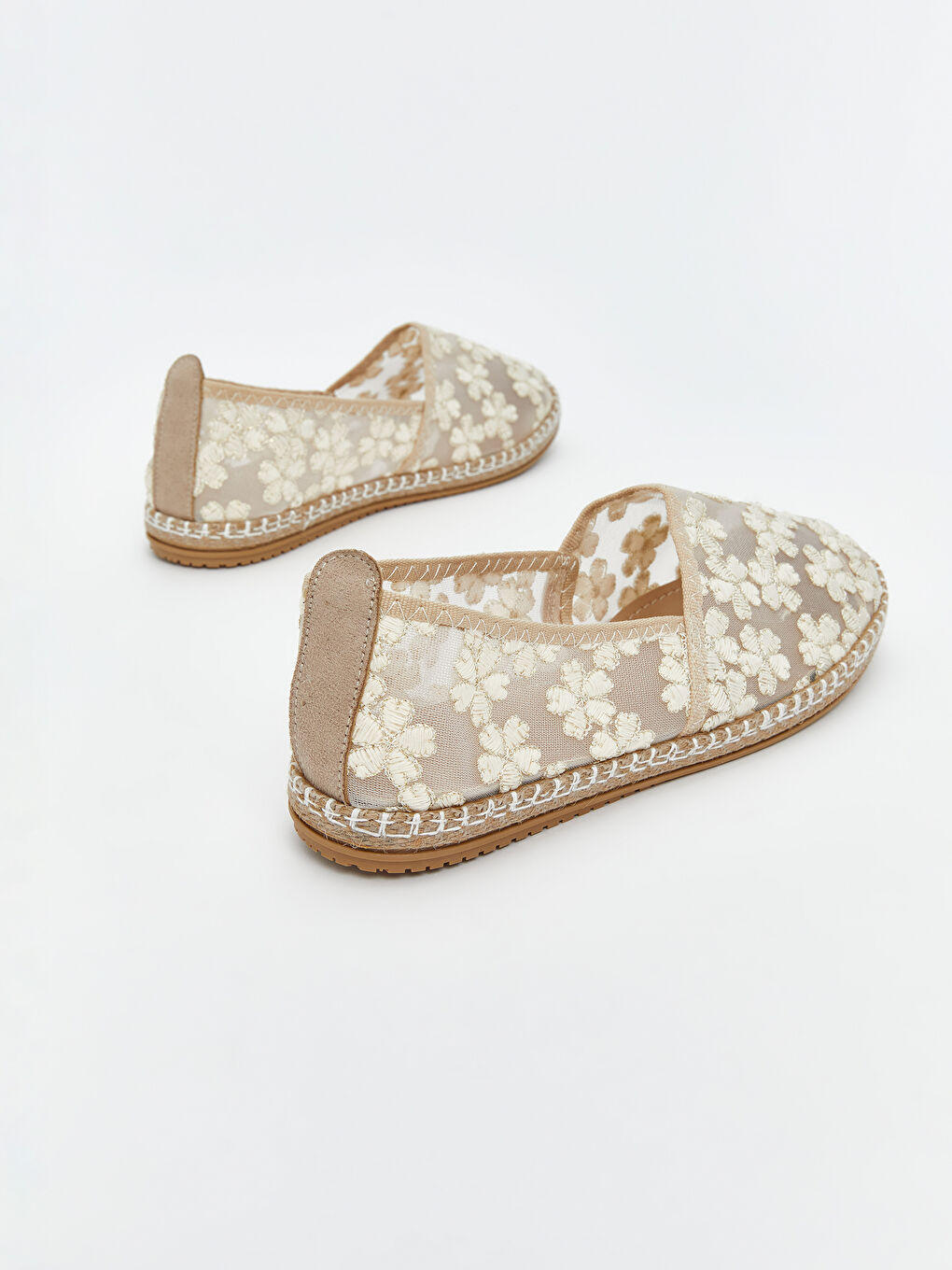 Bej Çiçek Nakışlı Kadın Babet-4