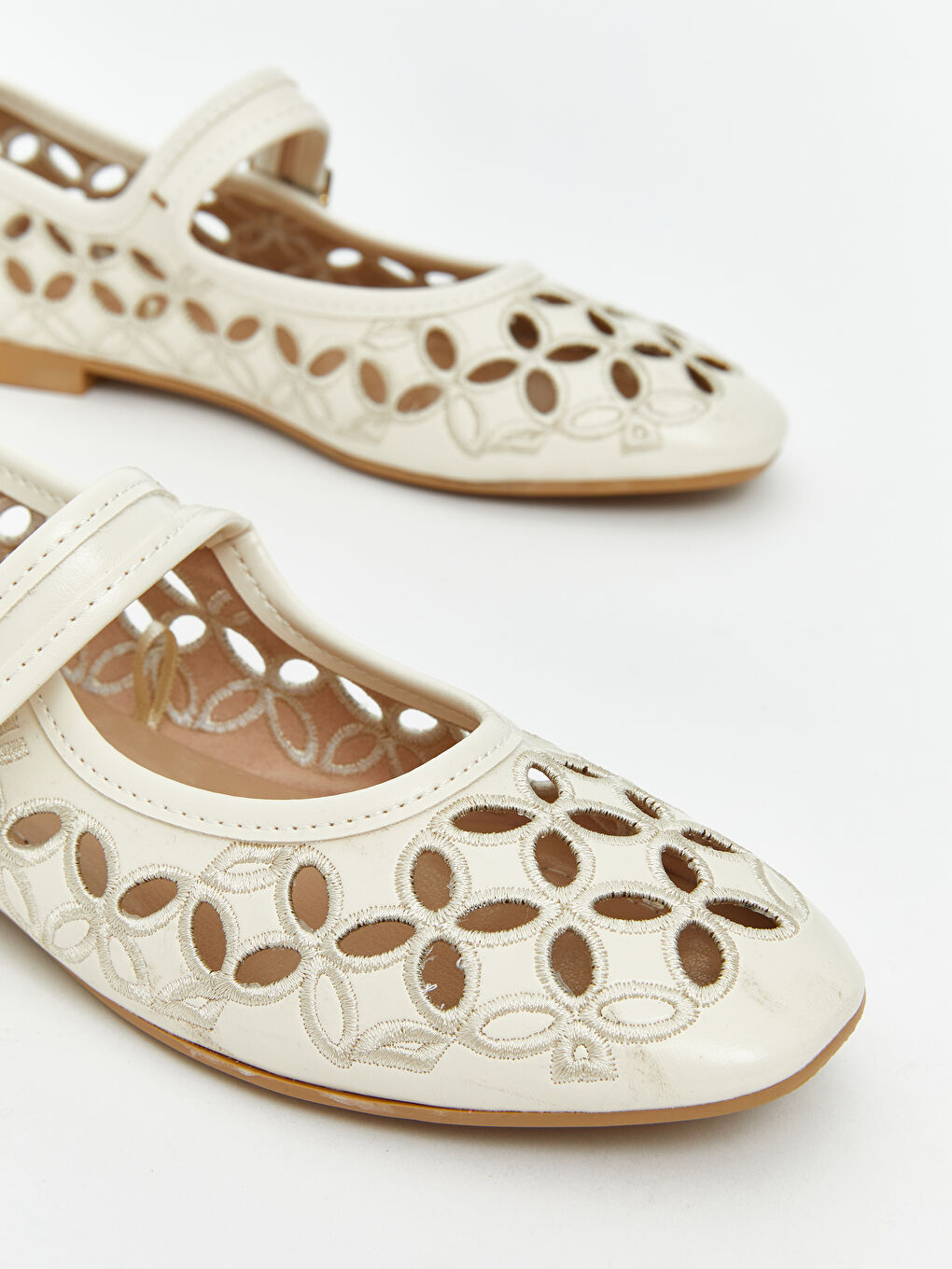 Bej Deri Görünümlü Kadın Babet-2