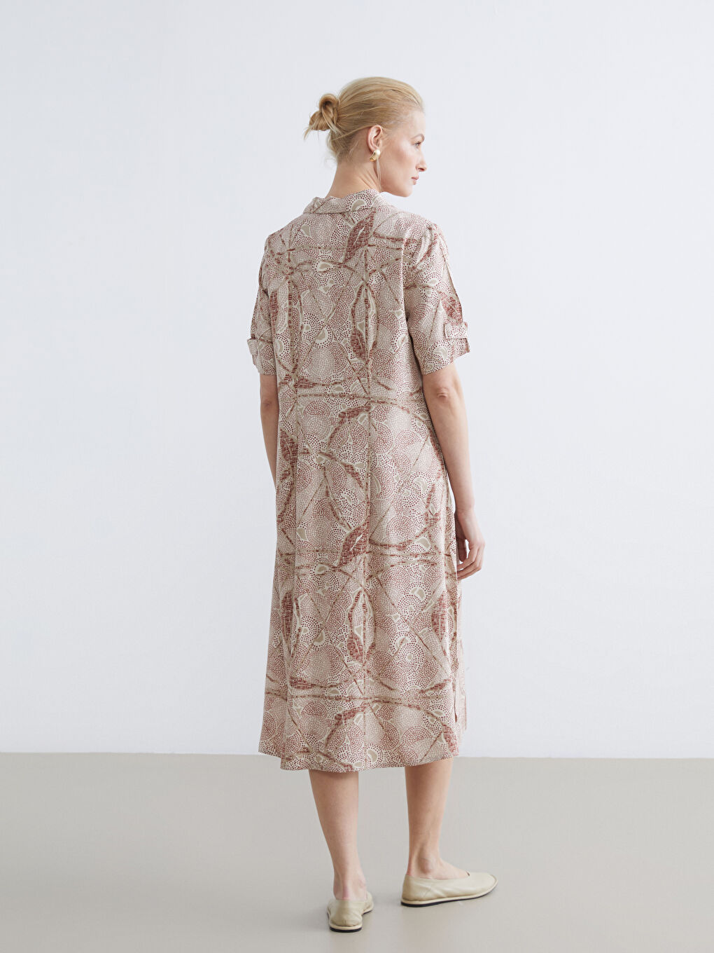 Bej Gömlek Yaka Desenli Elbise-3