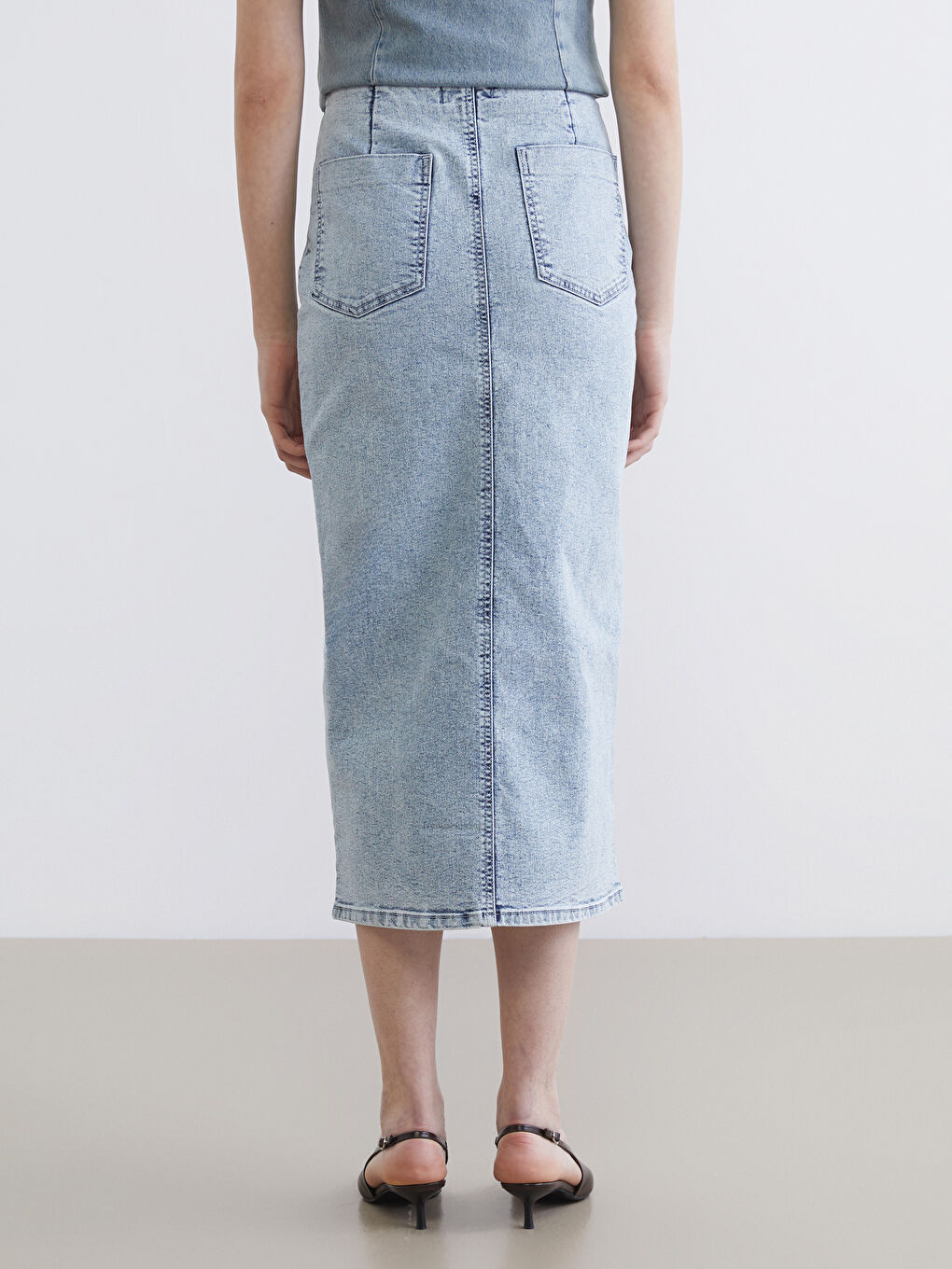 Dar Fit Yırtmaçlı Jean Etek-3