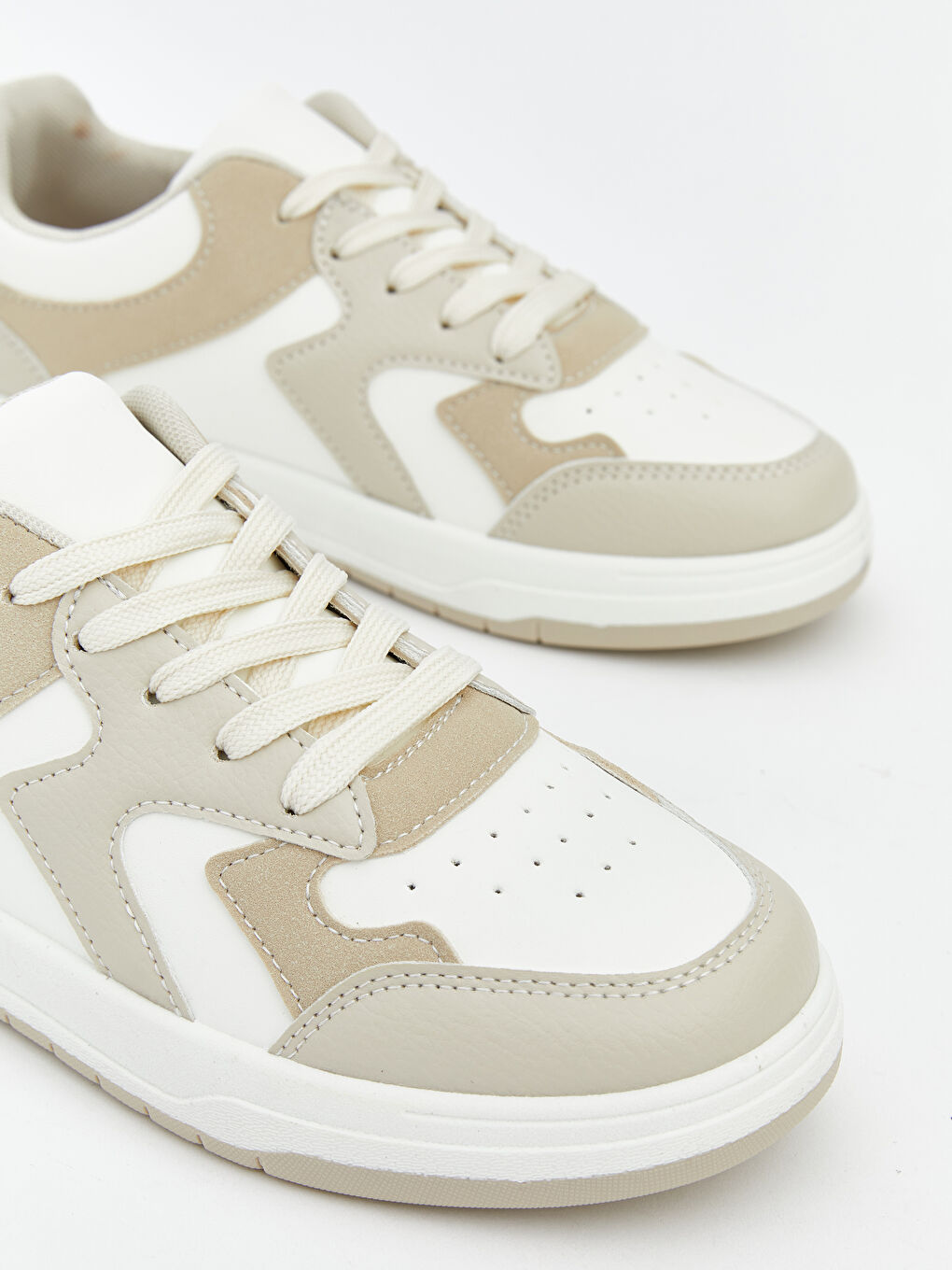 Girl BEIGE Sneakers-2