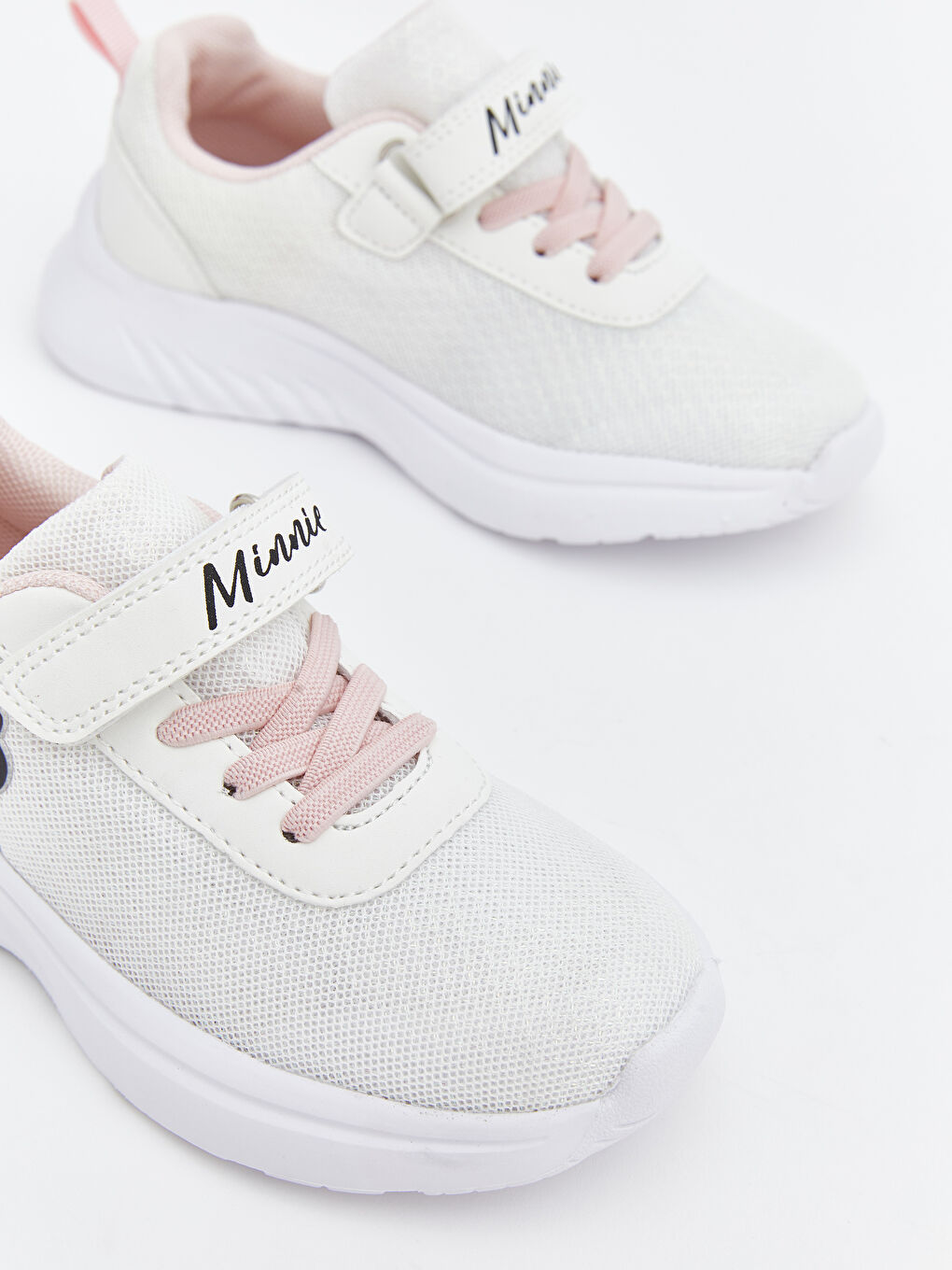 Кроссовки для девочки с принтом минни маус-2