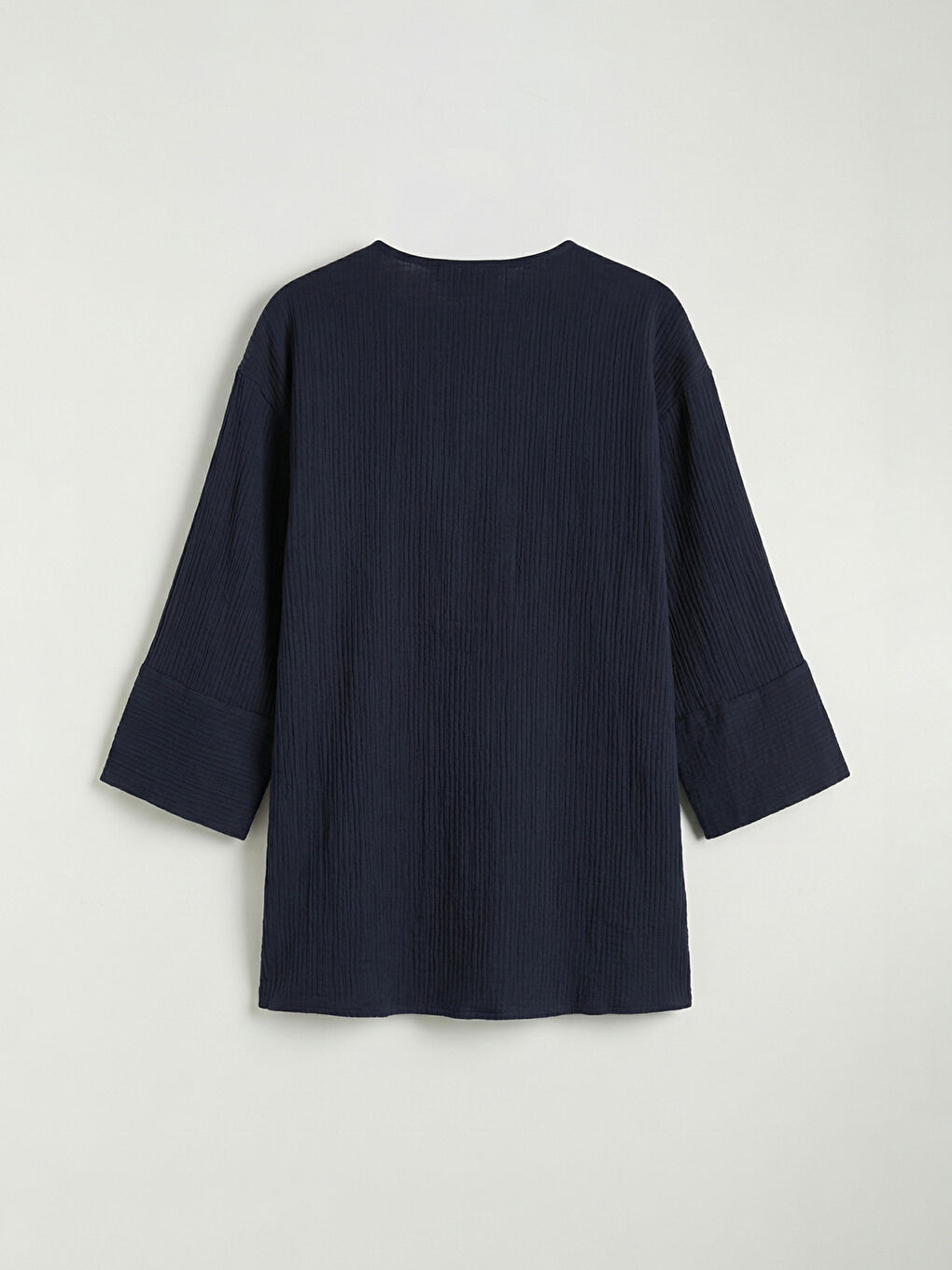 Textured Women's Kimono with a Wrap Collar-5