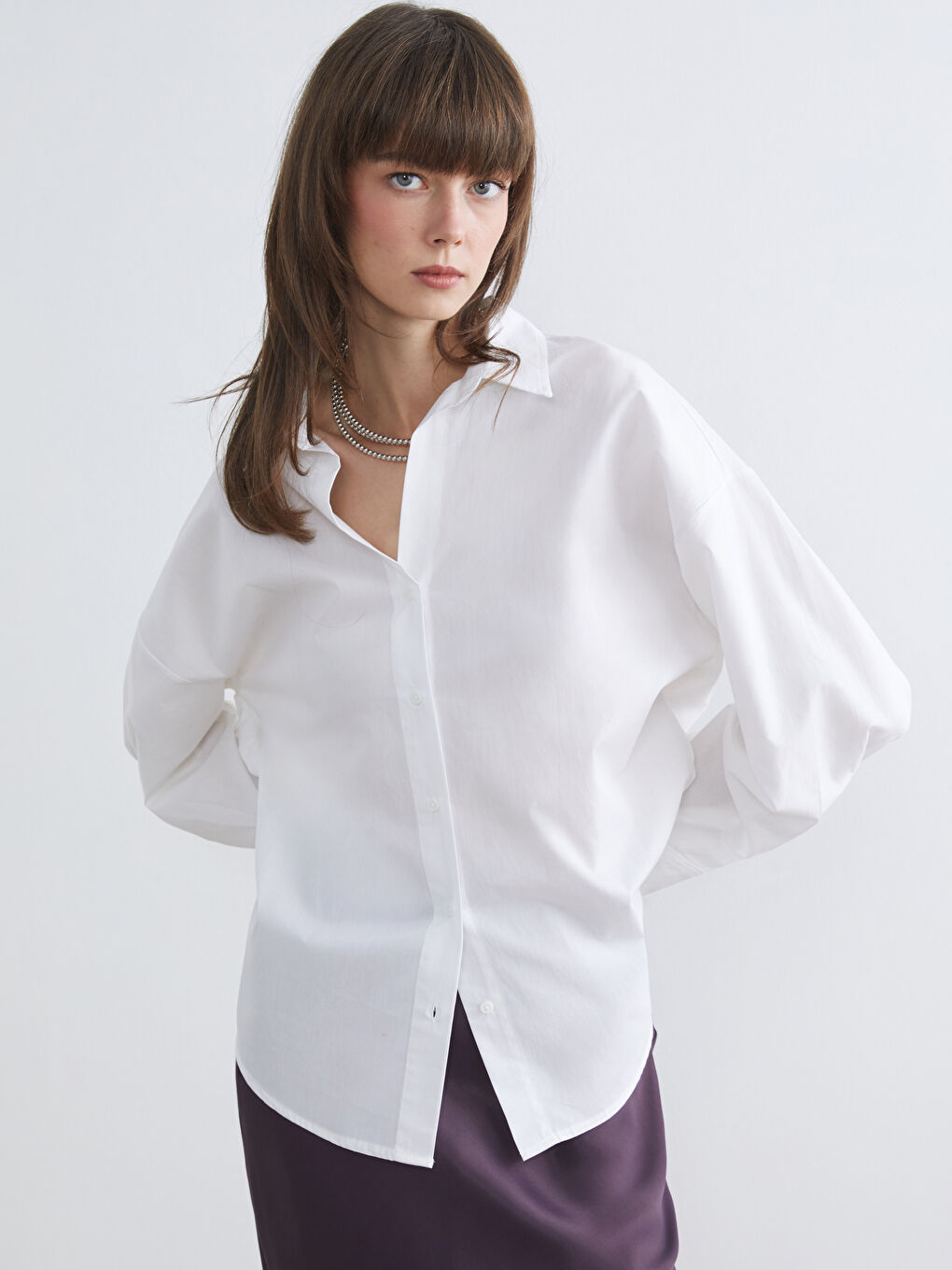 Әйелдер ақ Жейде