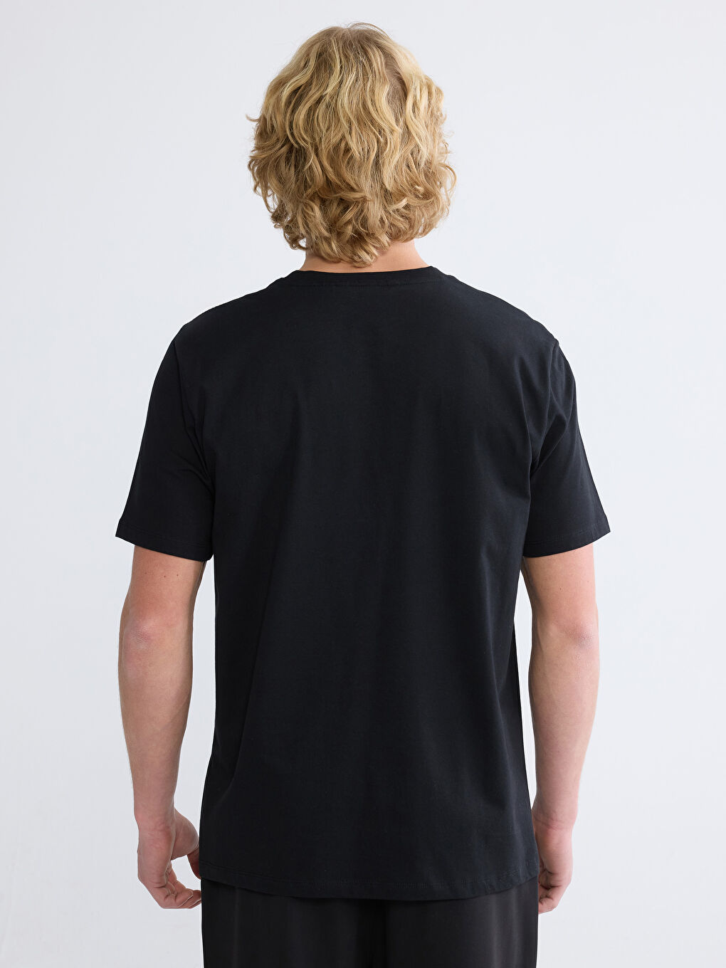 Man BLACK T-Shirt-3