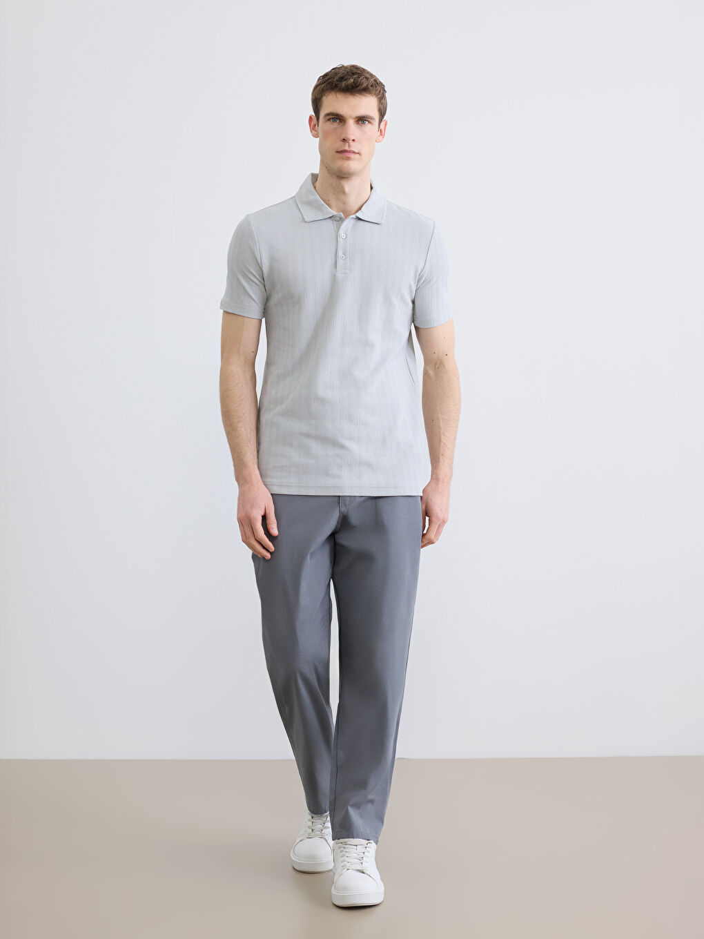 Gri Loose Fit Erkek Chino Pantolon