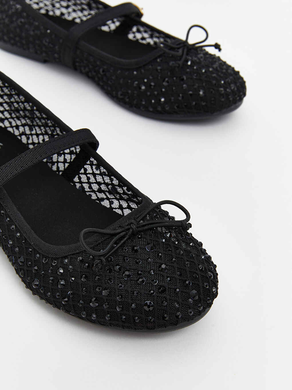 Siyah Fiyonk Detaylı Kız Çocuk Babet-2