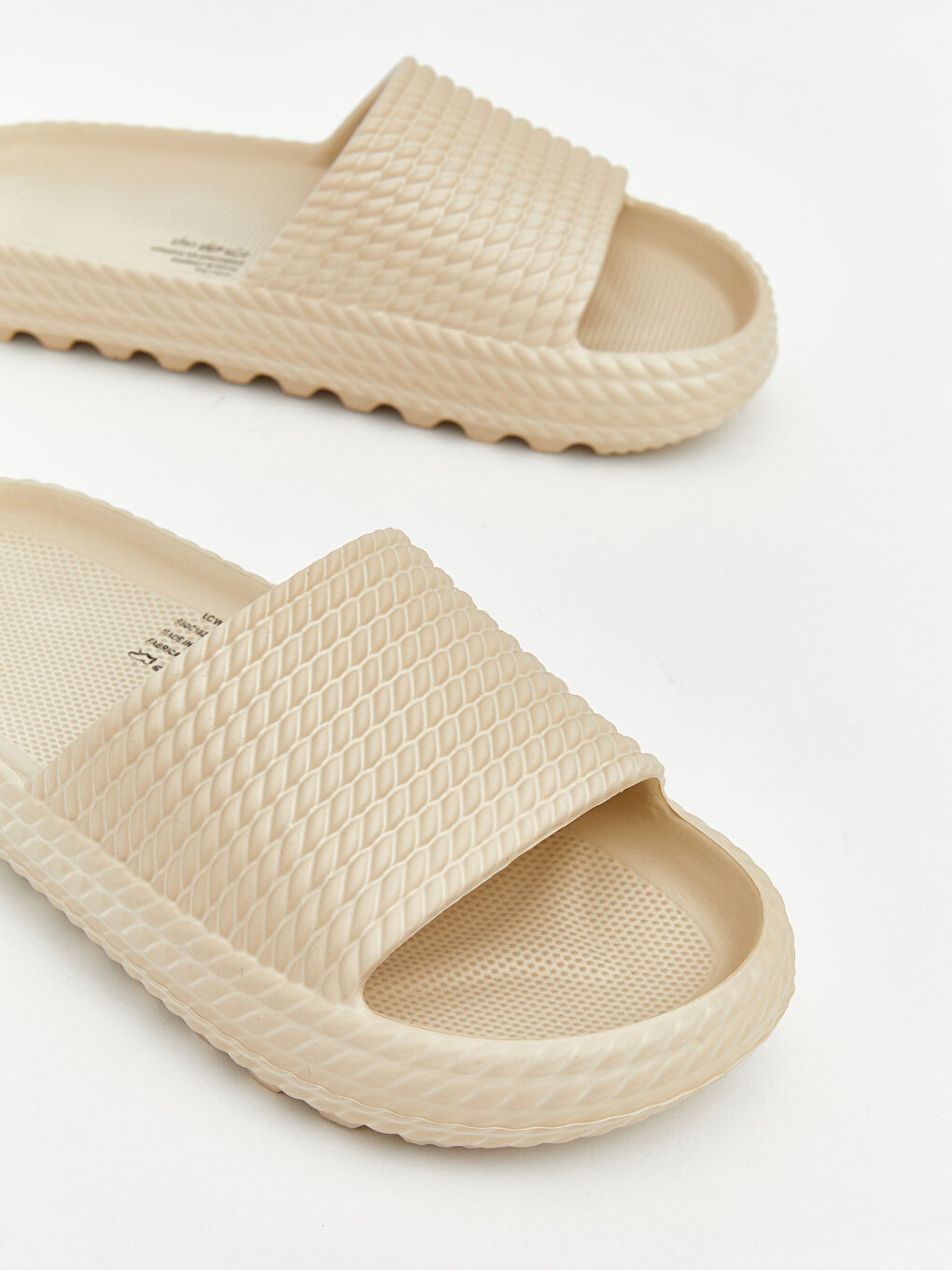 Bej Tek Bantlı Kadın Terlik-2