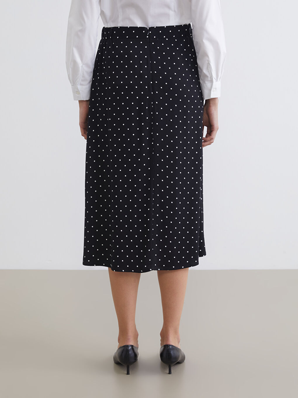 Polka Dot Skirt with Elastic Waist and Slit-3