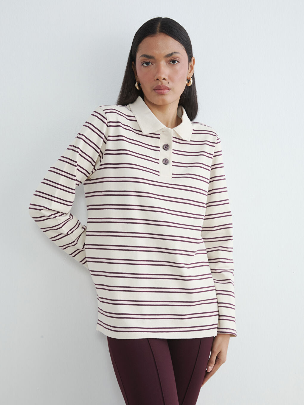 жолақты поло жағасы әйелдер футболкасы