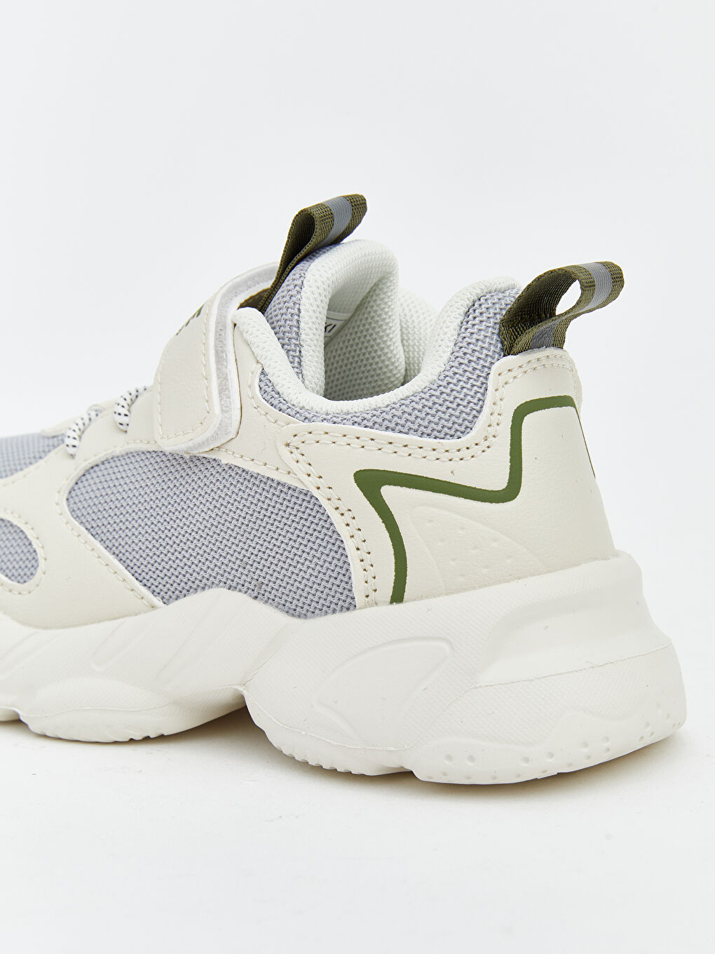 پێڵاوی وەرزشی بێجی کوڕی ساوا-4