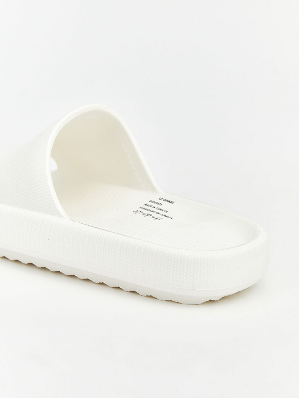 Beyaz Tek Bantlı Kadın Terlik-4