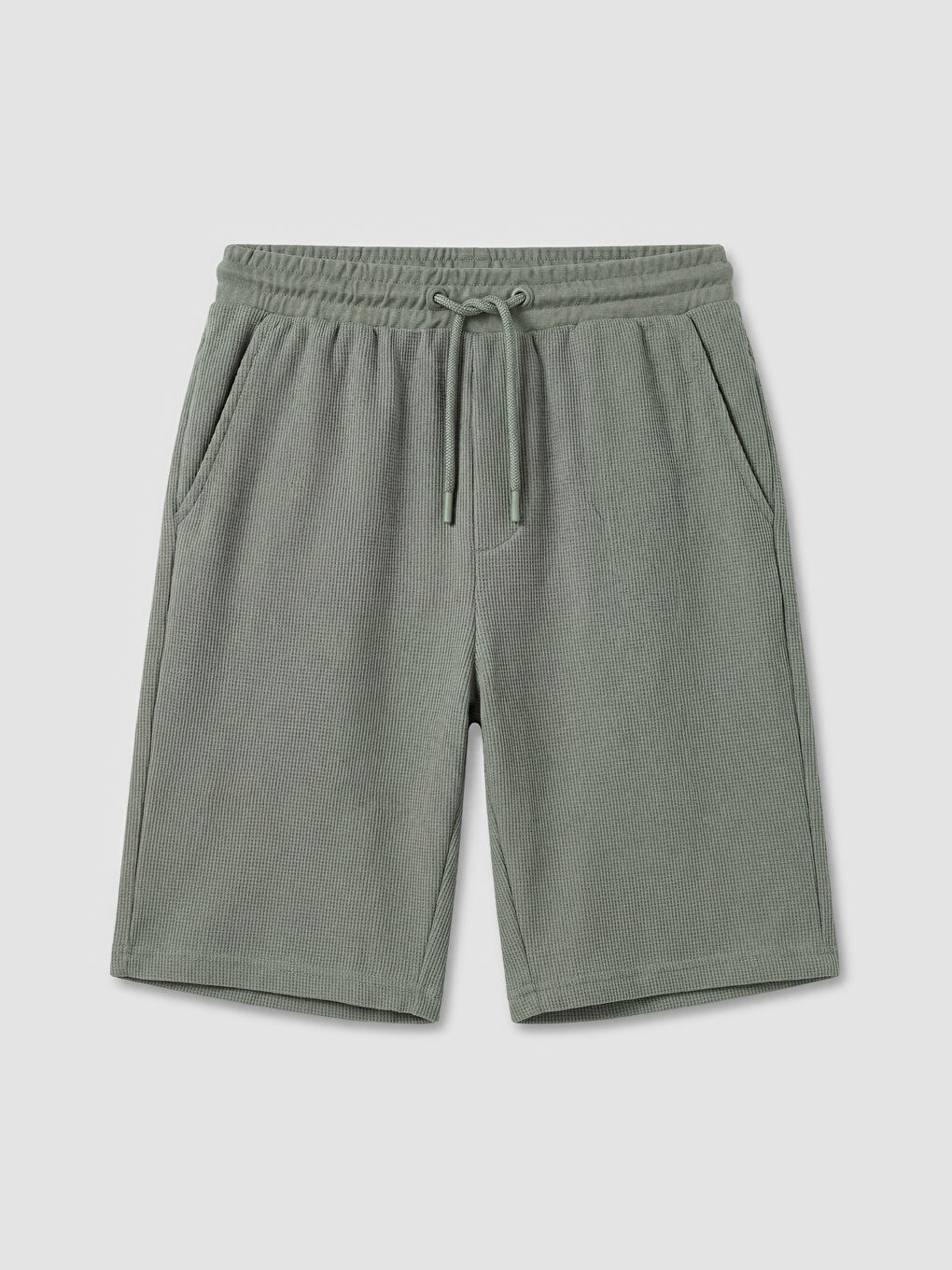 Man GREEN Shorts
