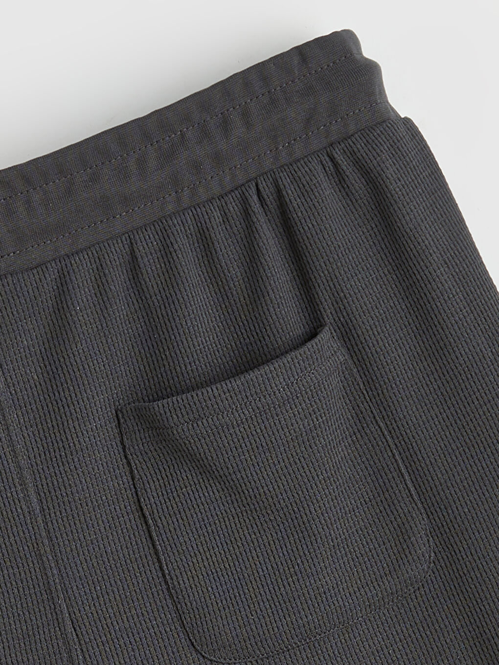 Antrasit Standart Kalıp Erkek Şort-5