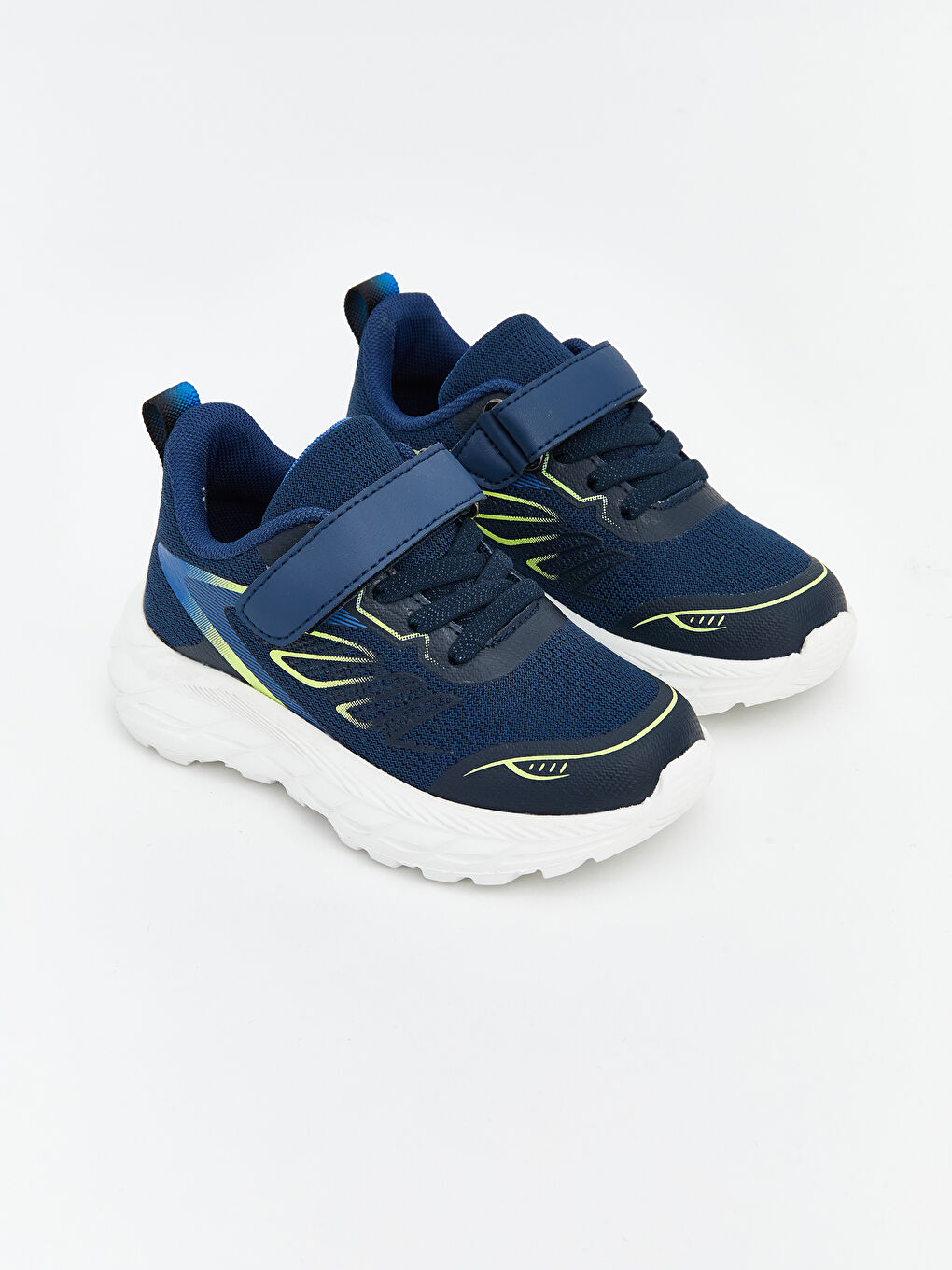 Bağcık ve Cırt Cırtlı Erkek Bebek Spor Ayakkabı
