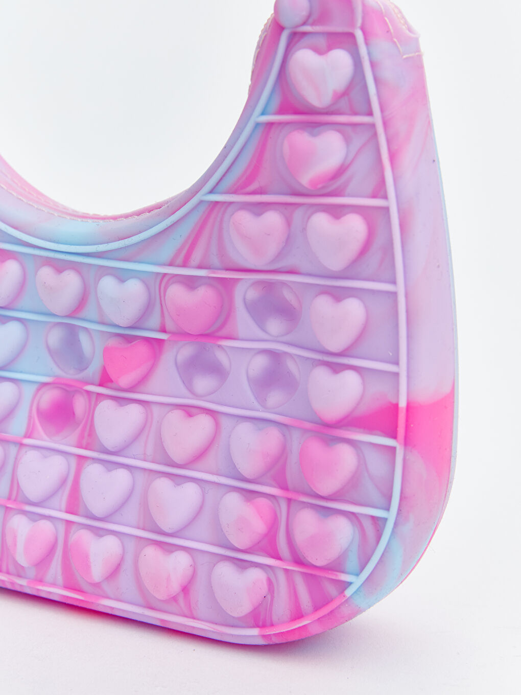 გულის ფორმის ნაქარგიანი მხრის ჩანთა გოგონებისთვის.-2