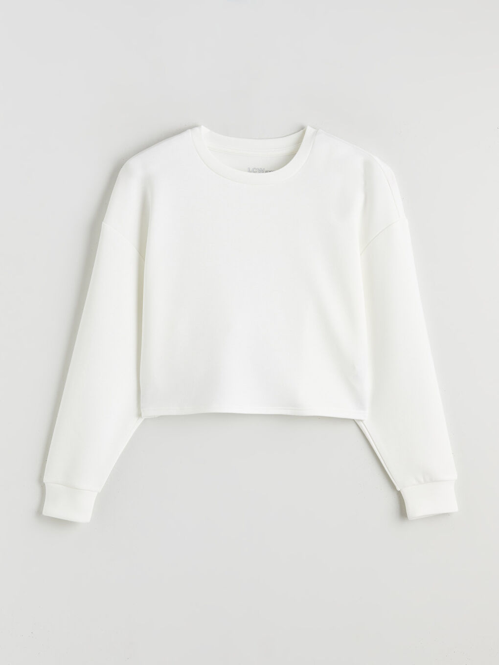 Beyaz Bisiklet Yaka Soft Touch Crop Kadın Sweatshirt-4
