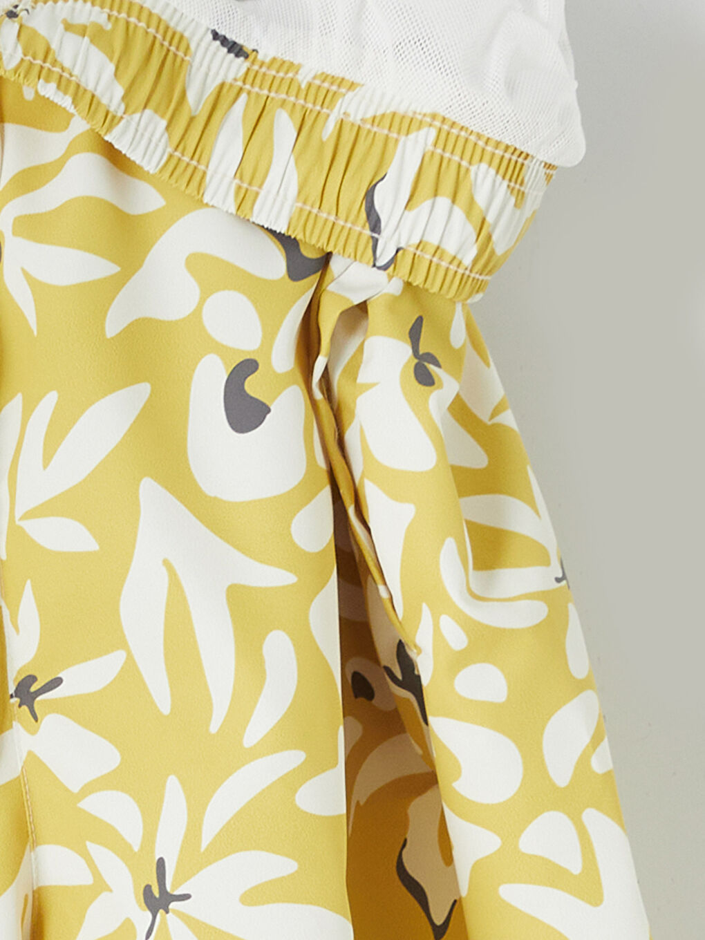 Sarı Kısa Boy Desenli Erkek Deniz Şortu-3