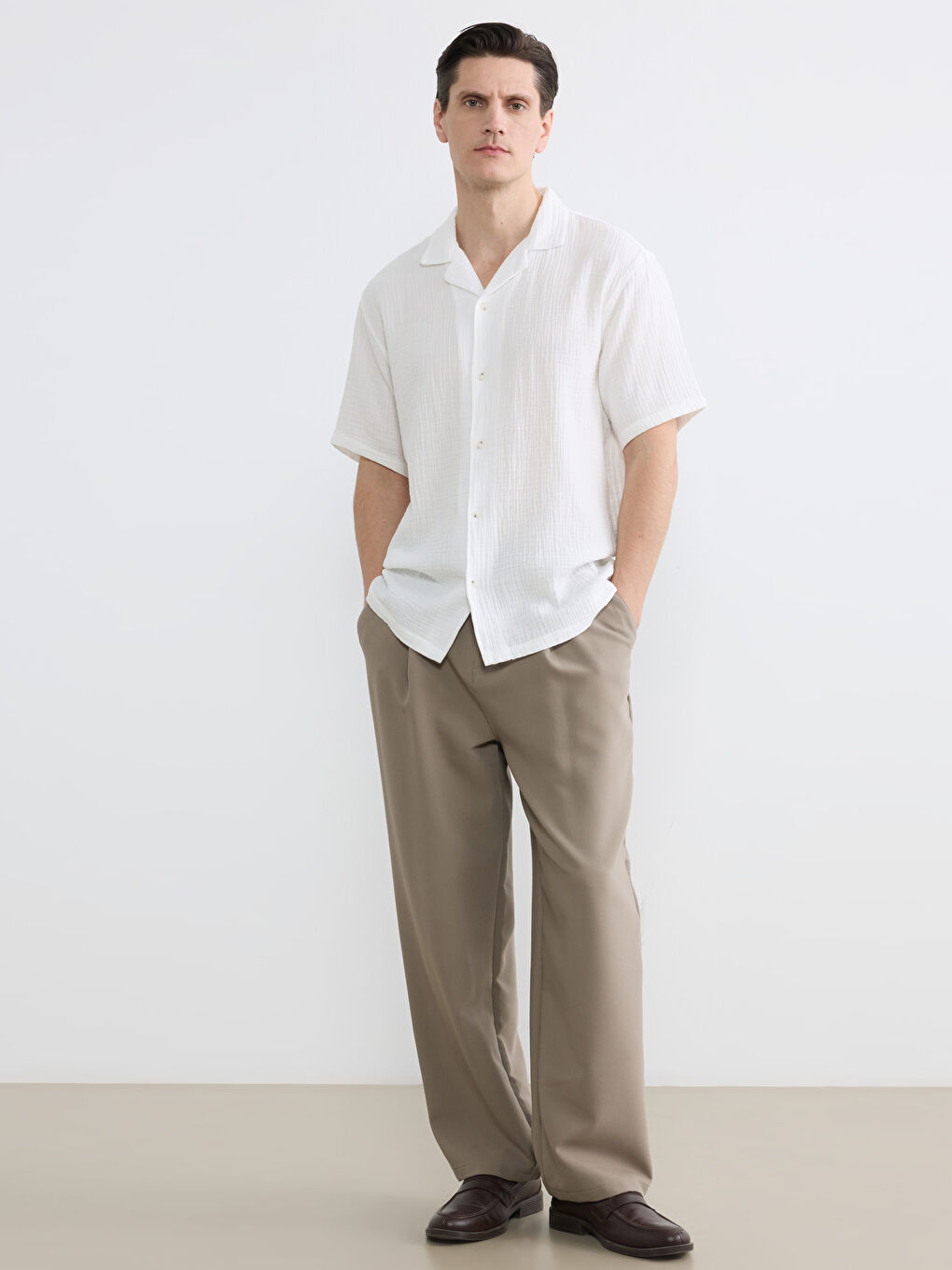 Ekru Regular Fit Resort Yaka Müslin Erkek Gömlek-1