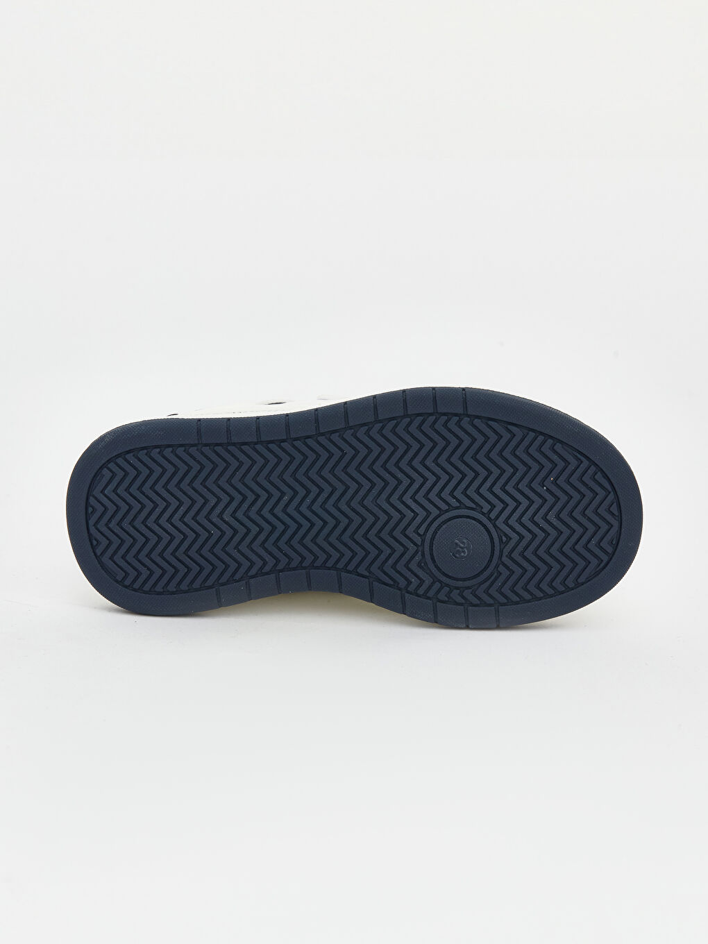 Baby boy sneakers with laces and velcro.-4