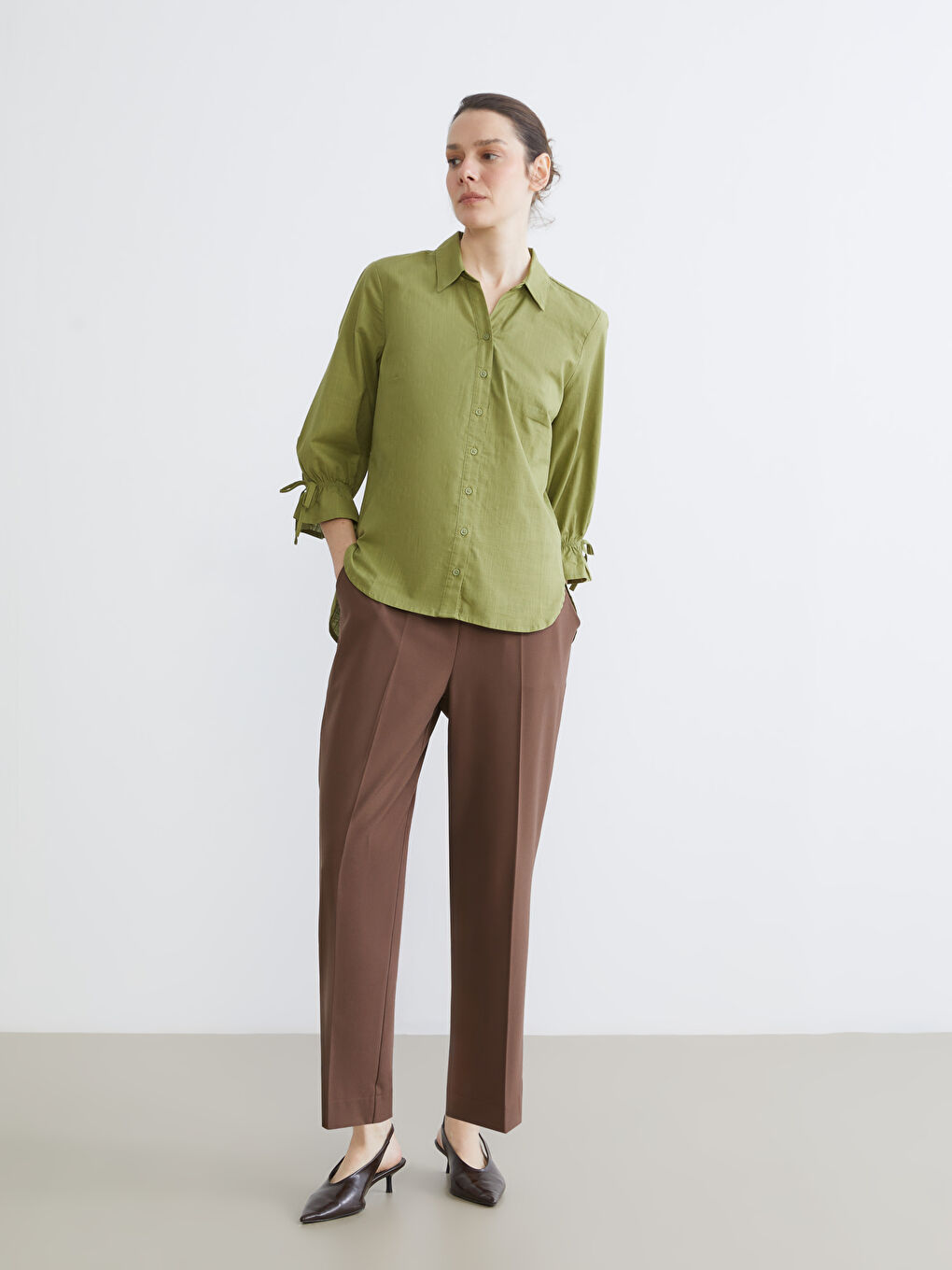 Kahverengi Beli Lastikli Kadın Pantolon