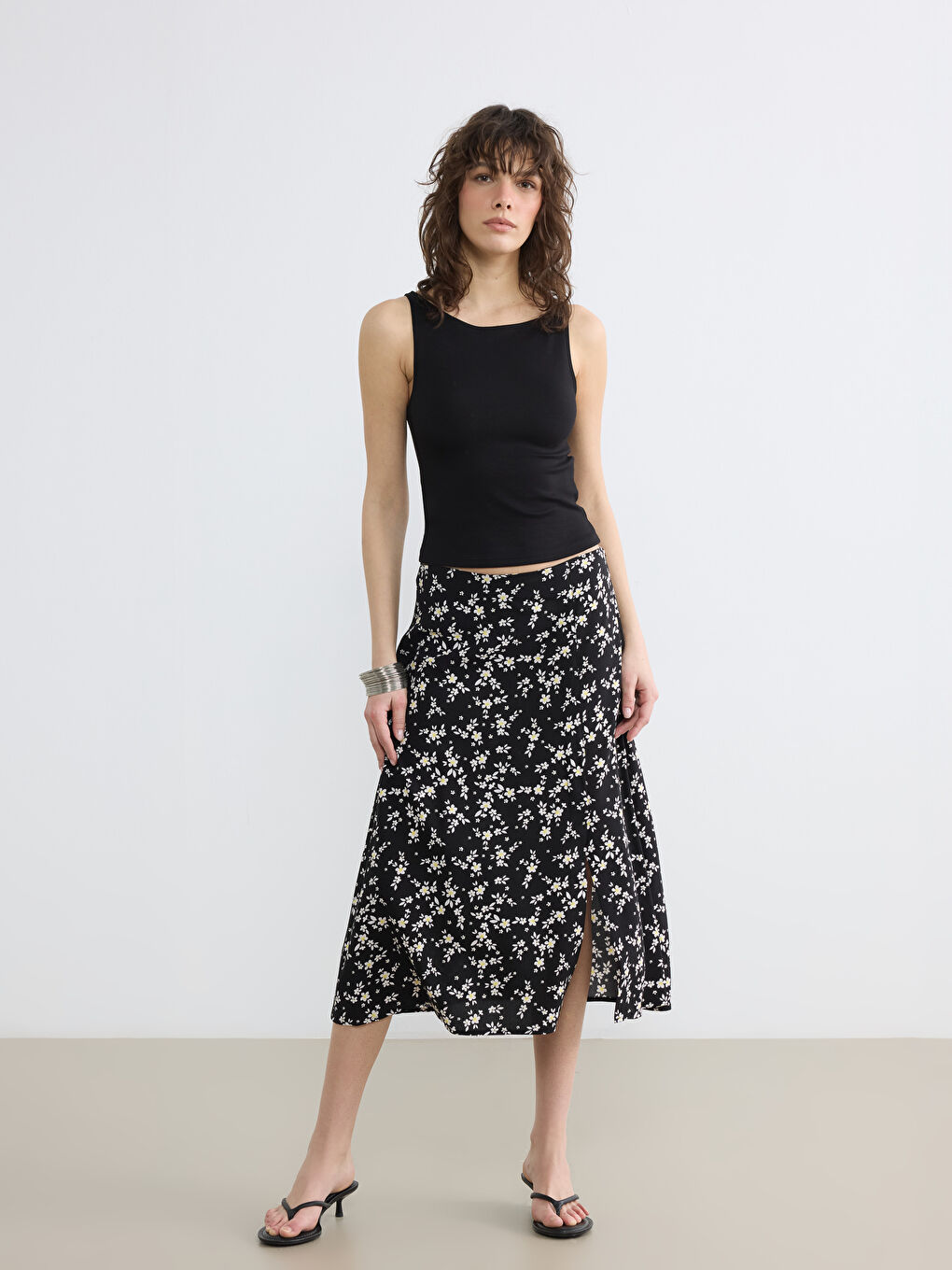 Woman BLACK Skirt