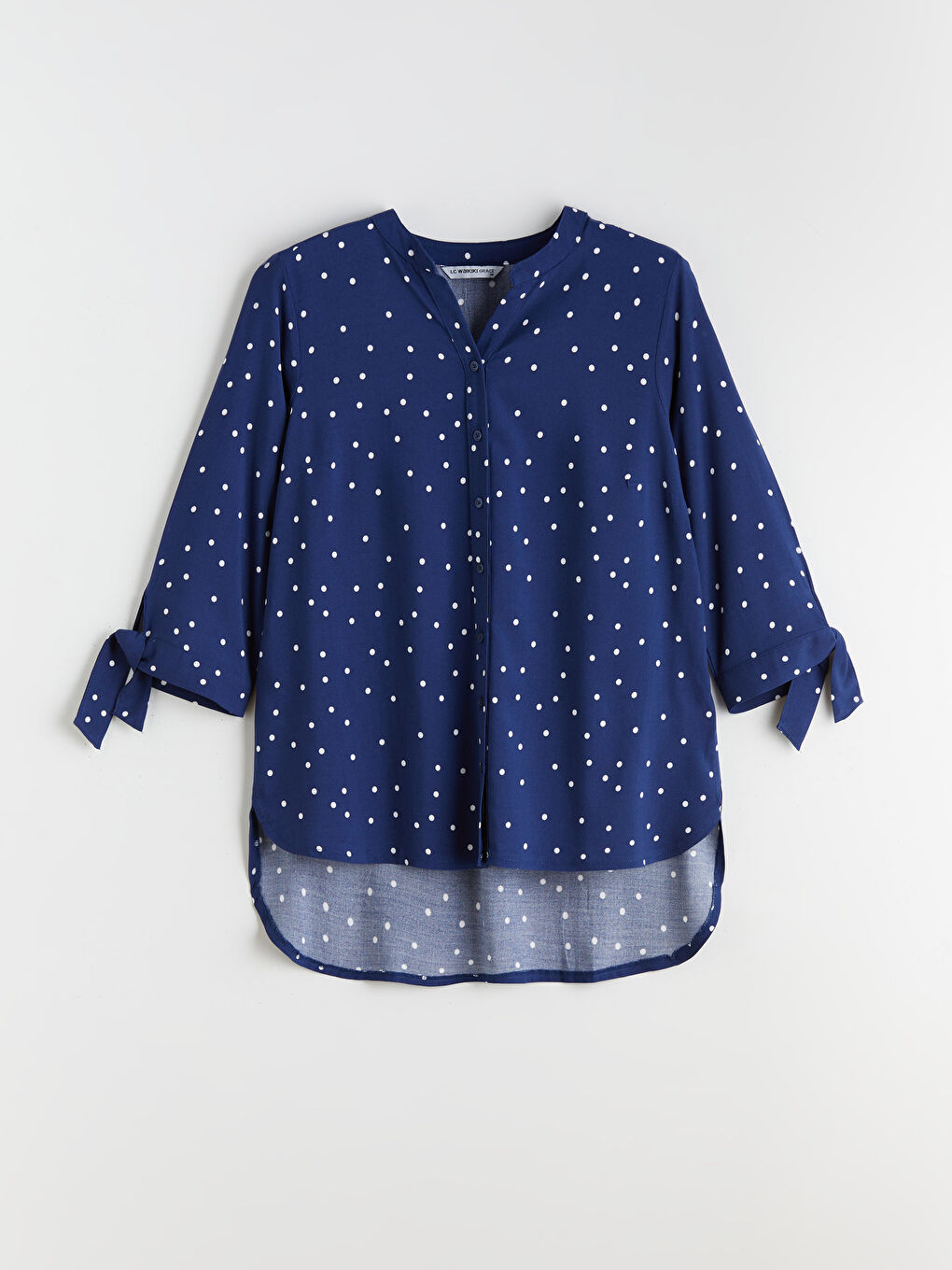 Lacivert Kaçık Yaka Puantiyeli Bluz-4