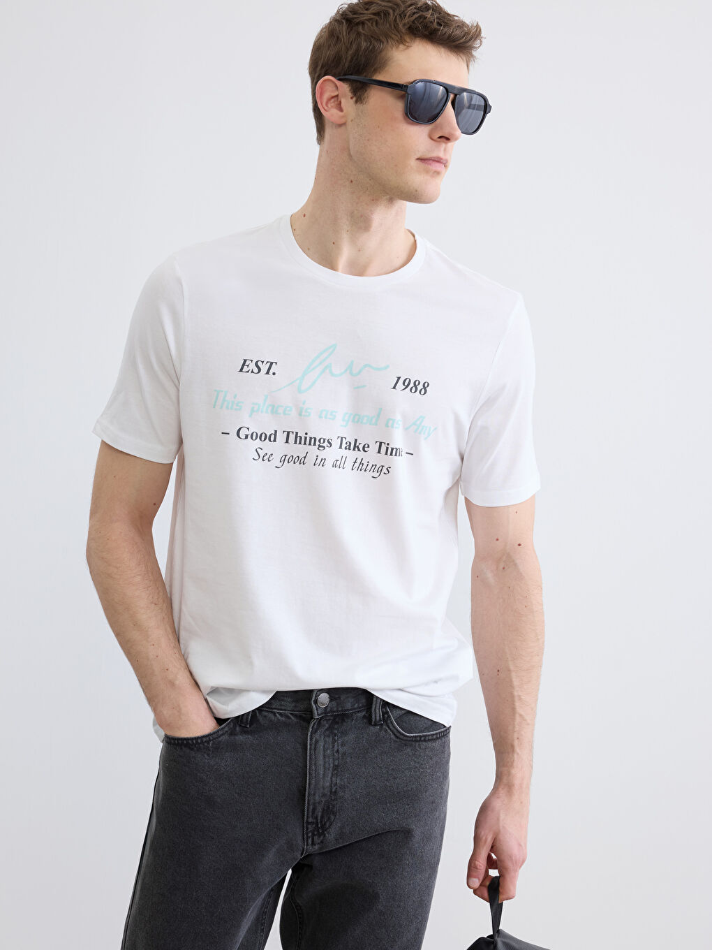 Man WHITE T-Shirt