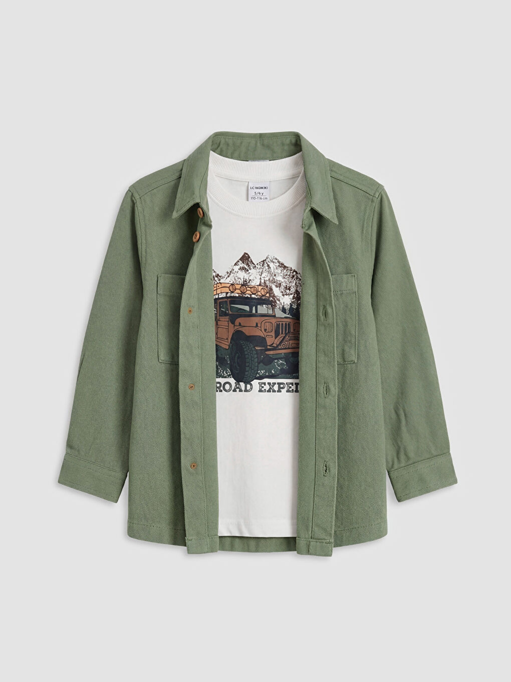 T-shirt et chemise pour garçons