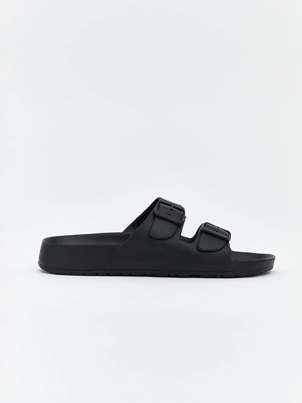 نەعل ڕه‌ش پیاو-1