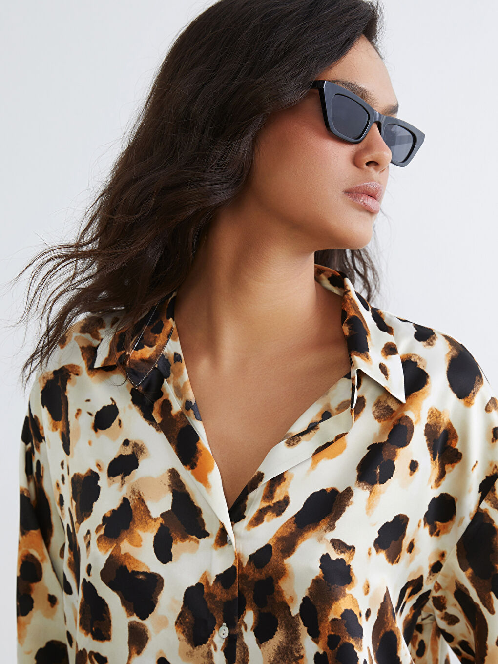 Риза от сатен с леопардов принт, овърсайз, за жени-2