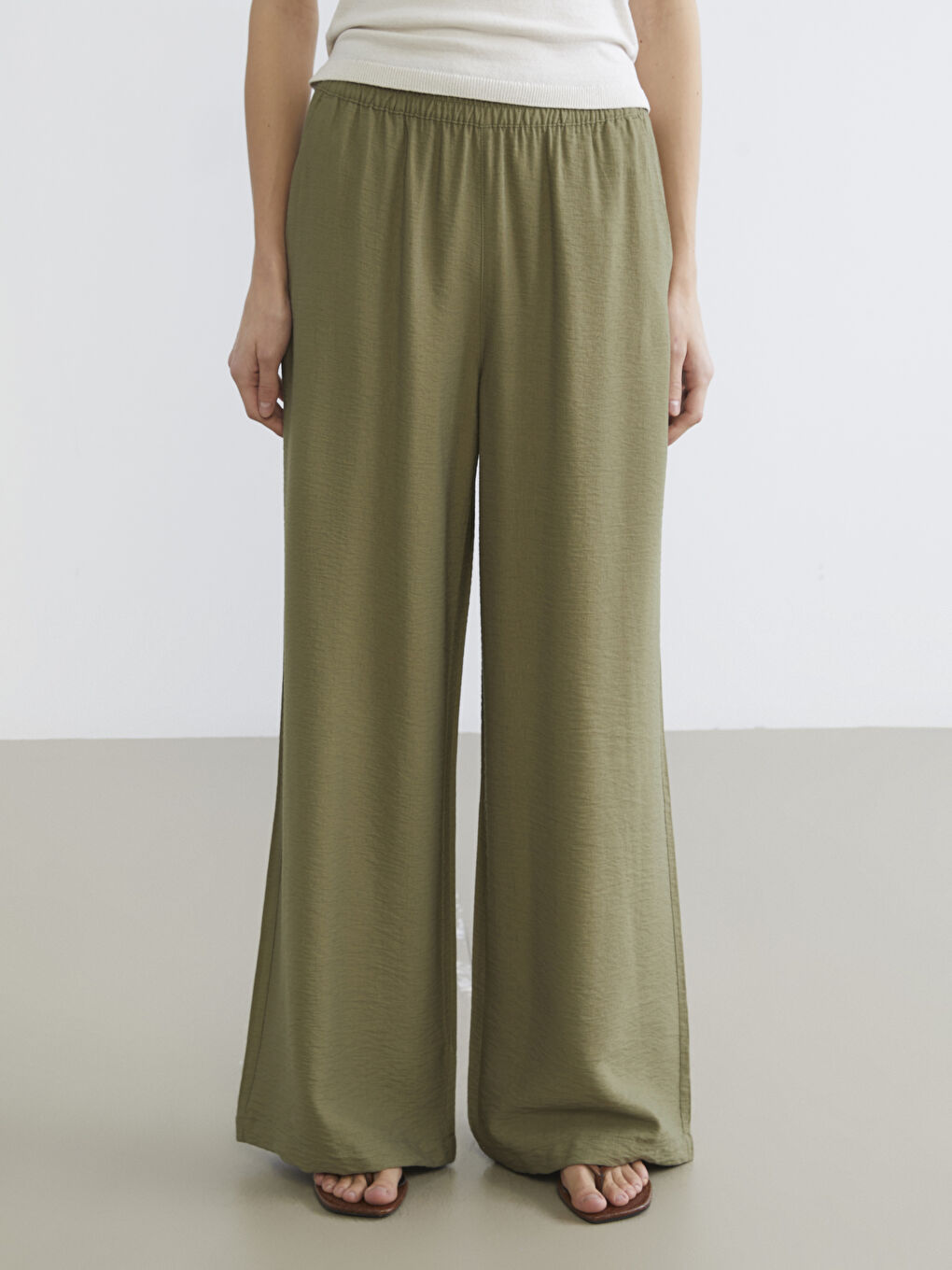 Ženske teksturirane pantalone sa elastičnim strukom-1