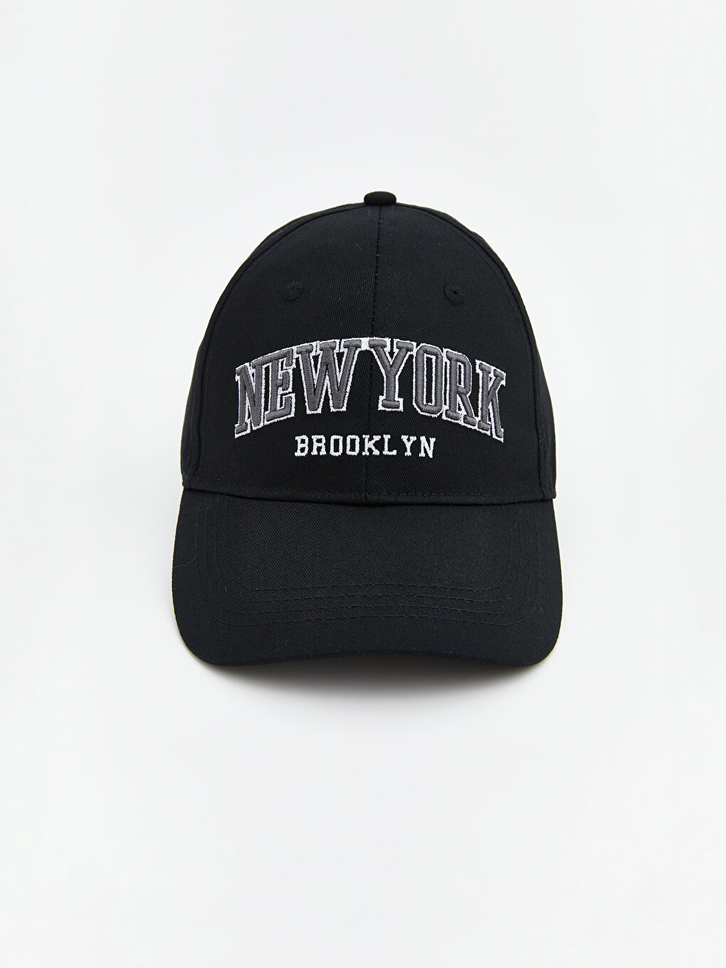 Siyah New York Nakışlı Kadın Kep Şapka
